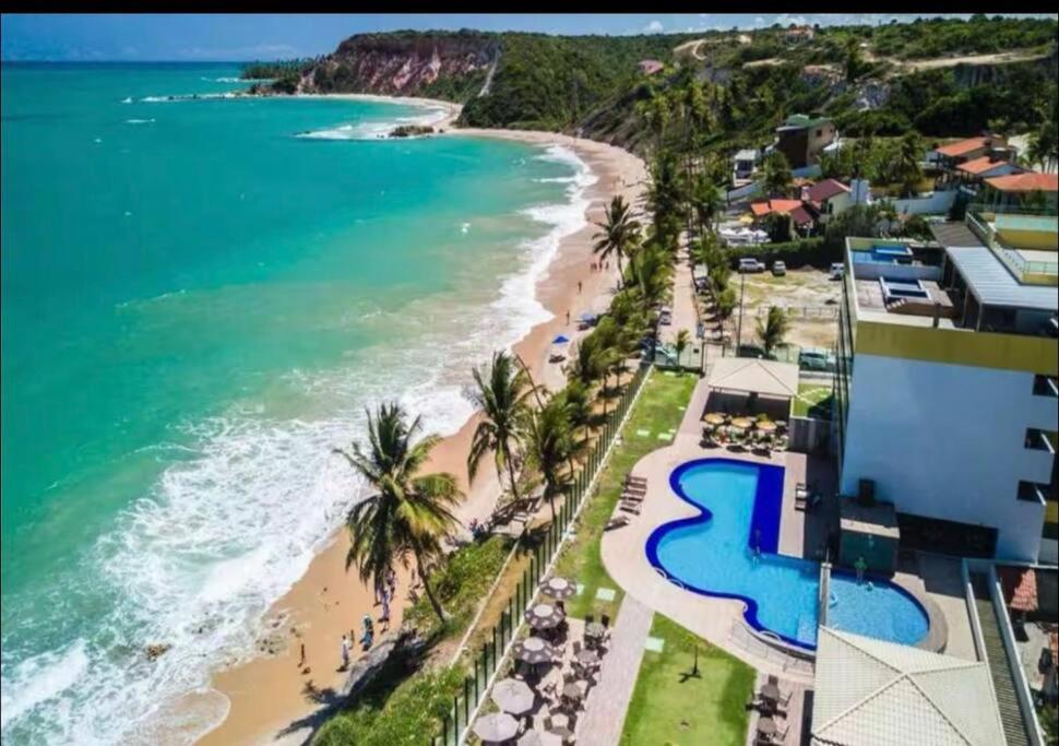 One-Bedroom Apartment - Oceanfront photo 3