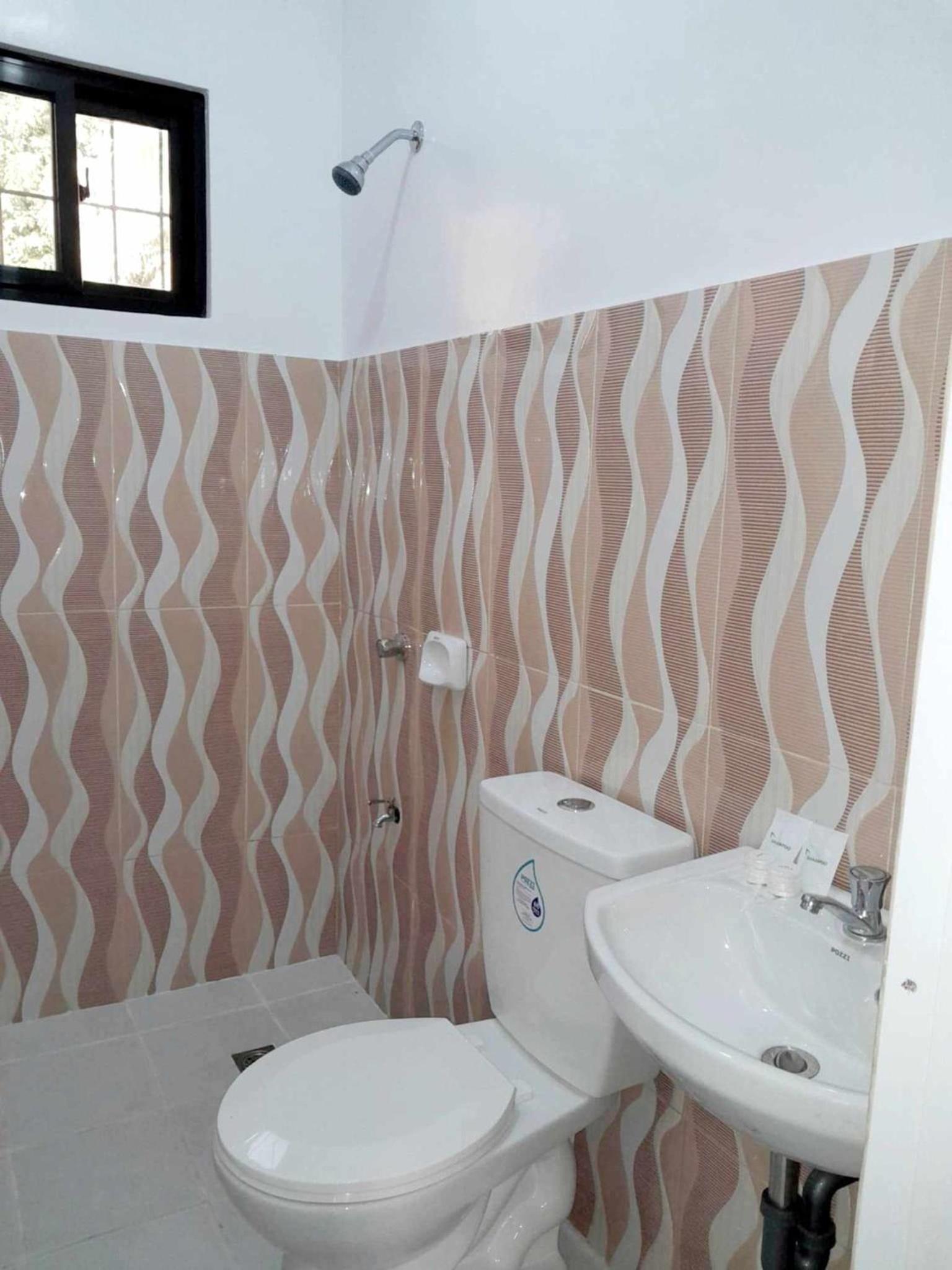 Family Room With Private Bathroom photo 2