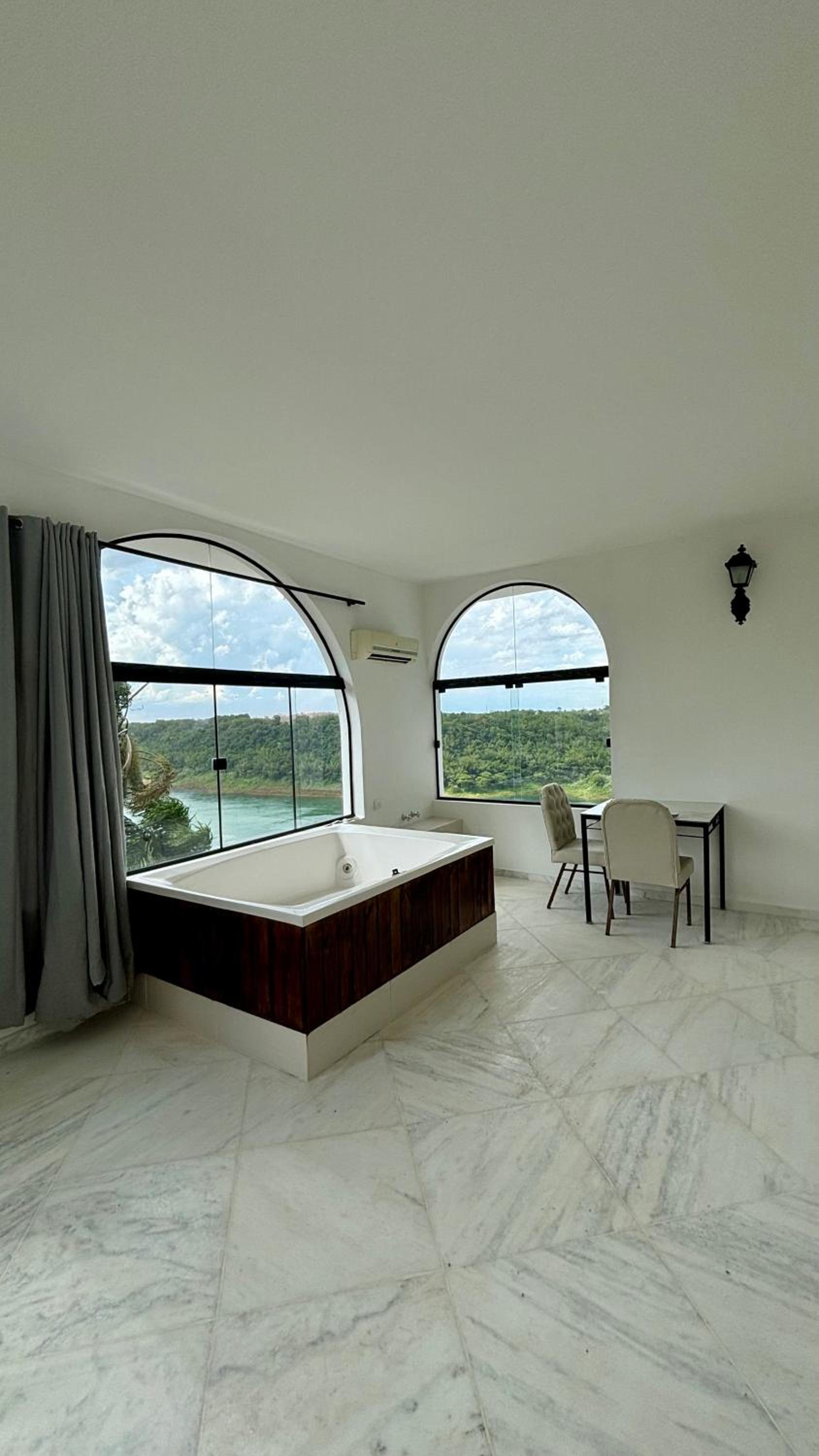 King Room with Spa Bath photo 1