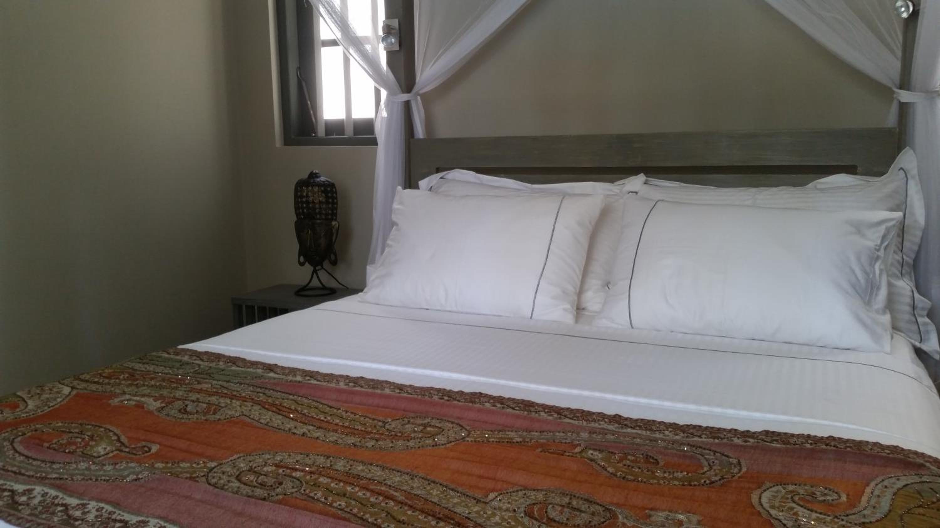 One-Bedroom Bungalow photo 1