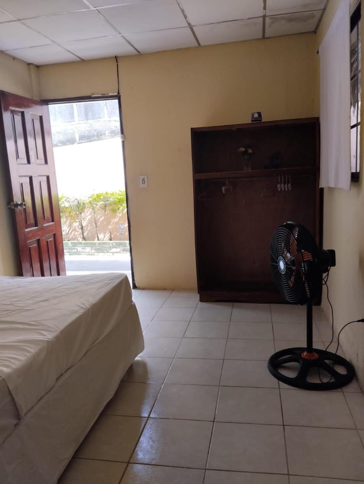 Double Room with Private Bathroom photo 3