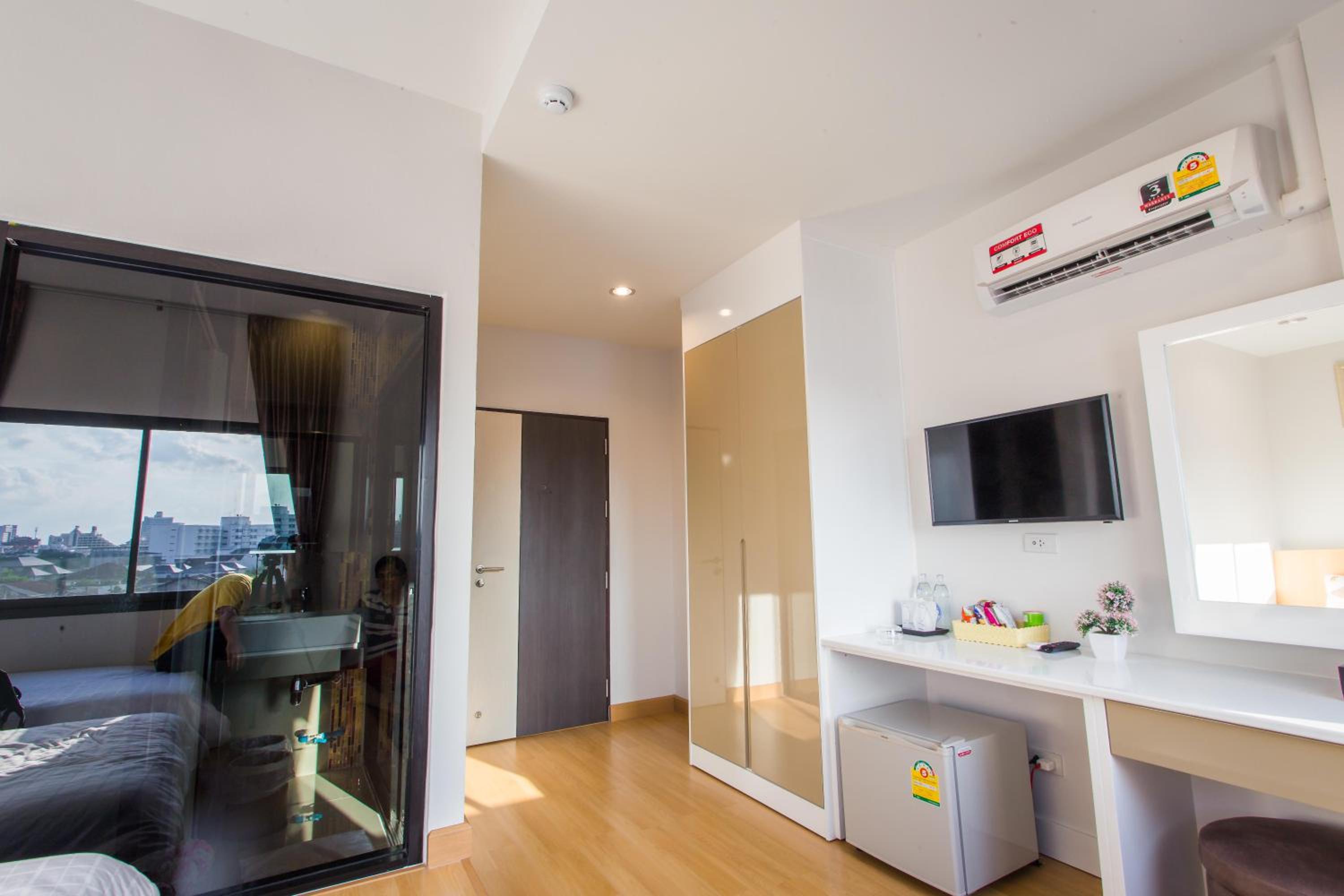 Standard Double Room photo 2