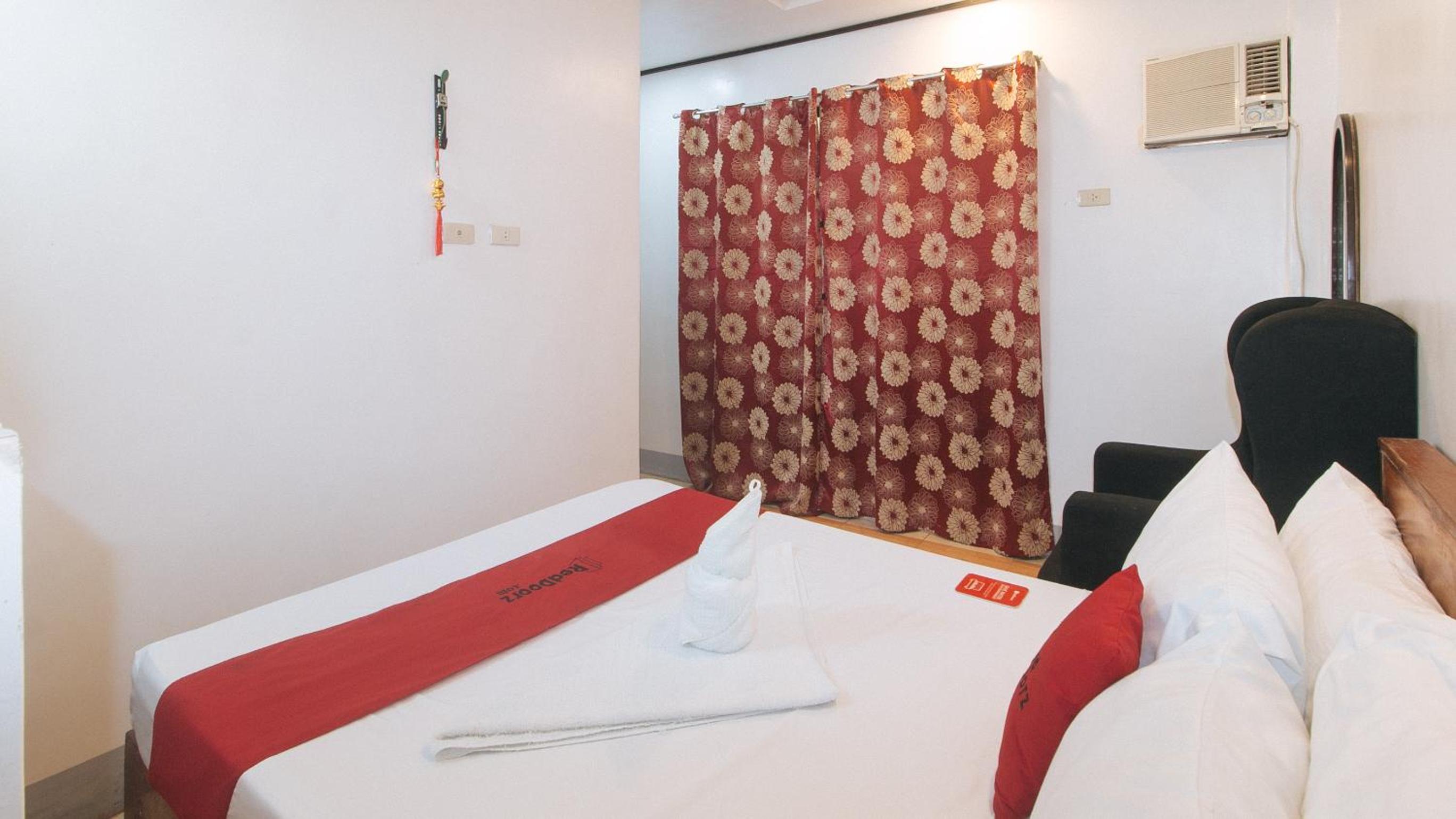 Double Room - Photo 2