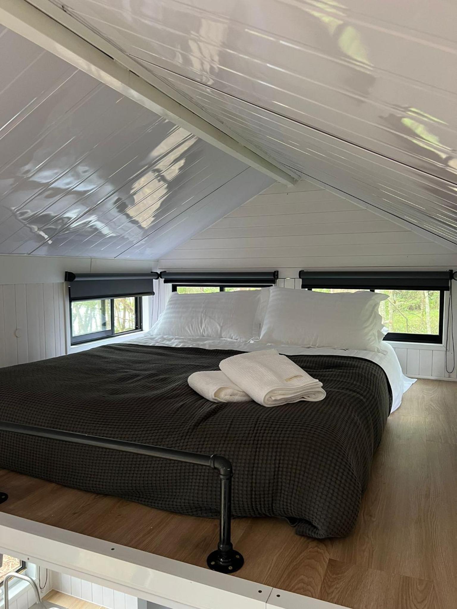 Mobile Home photo 1