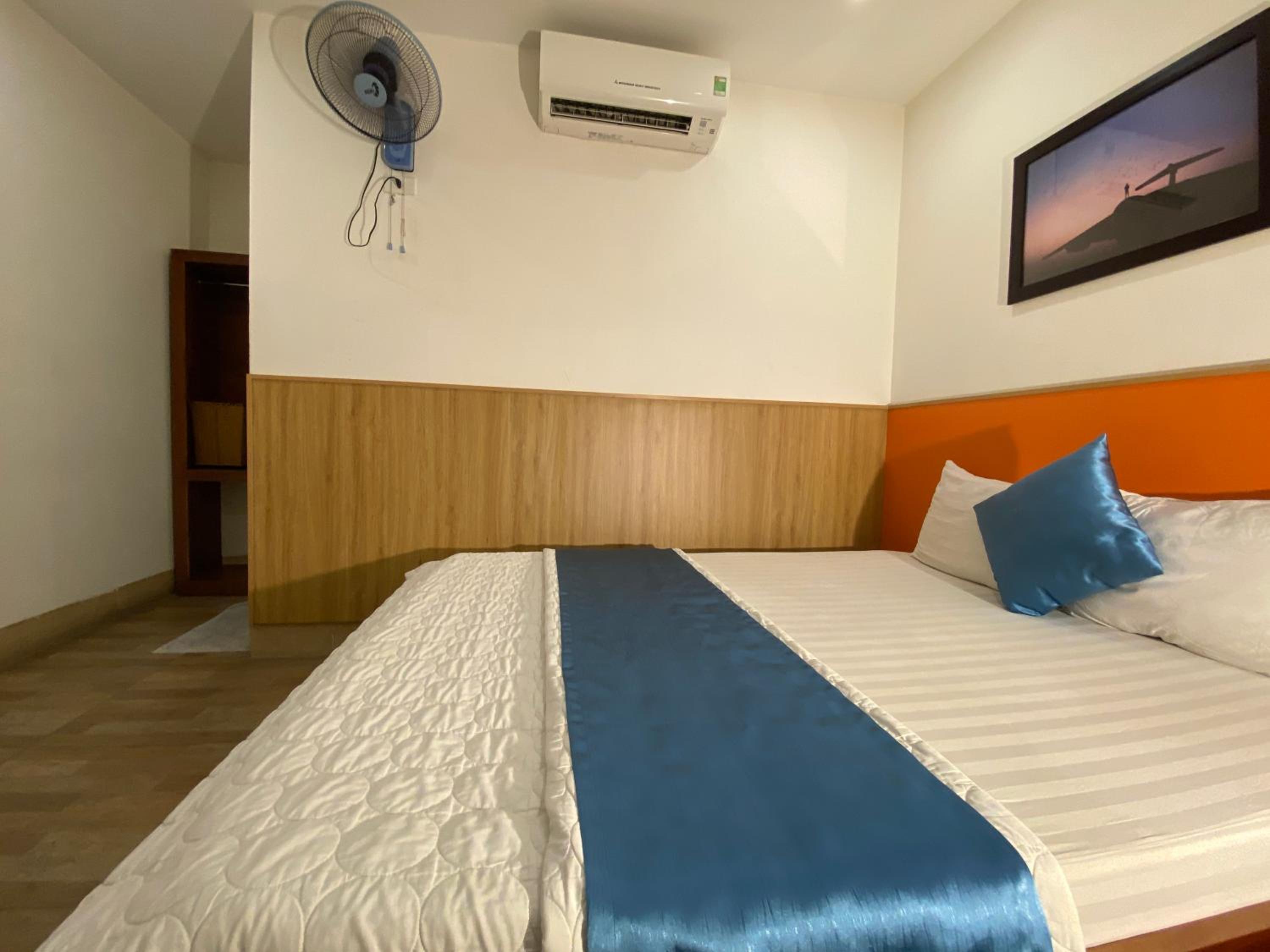 Standard King Room