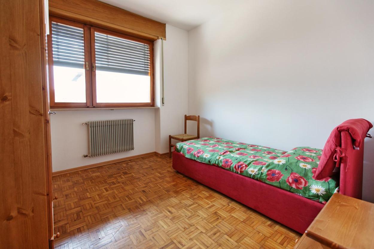 Three-Bedroom Apartment - Photo 2