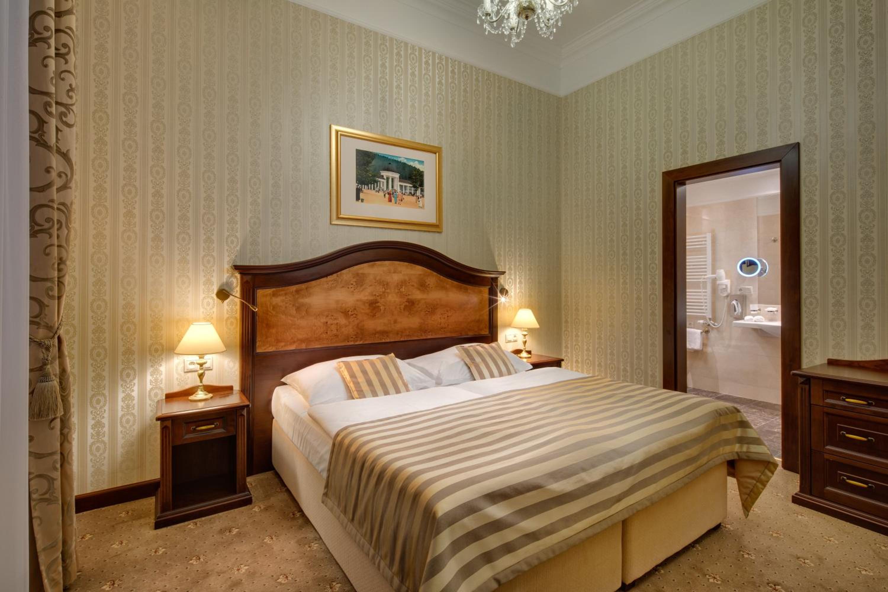 Junior Suite with Wellness and Fitness Access - Photo 3
