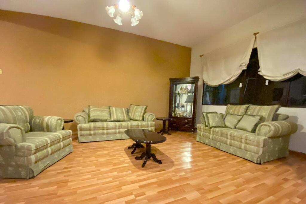 Three-Bedroom Villa photo 1