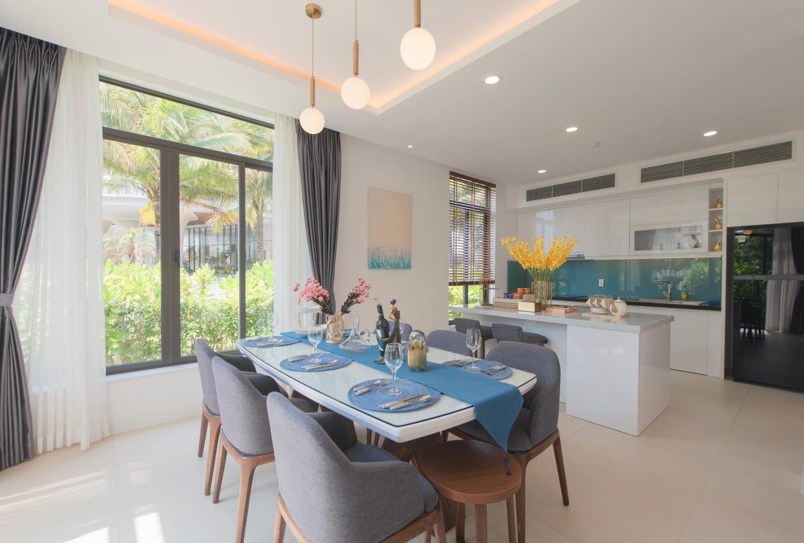 Three-Bedroom Villa with Private Pool - Photo 17