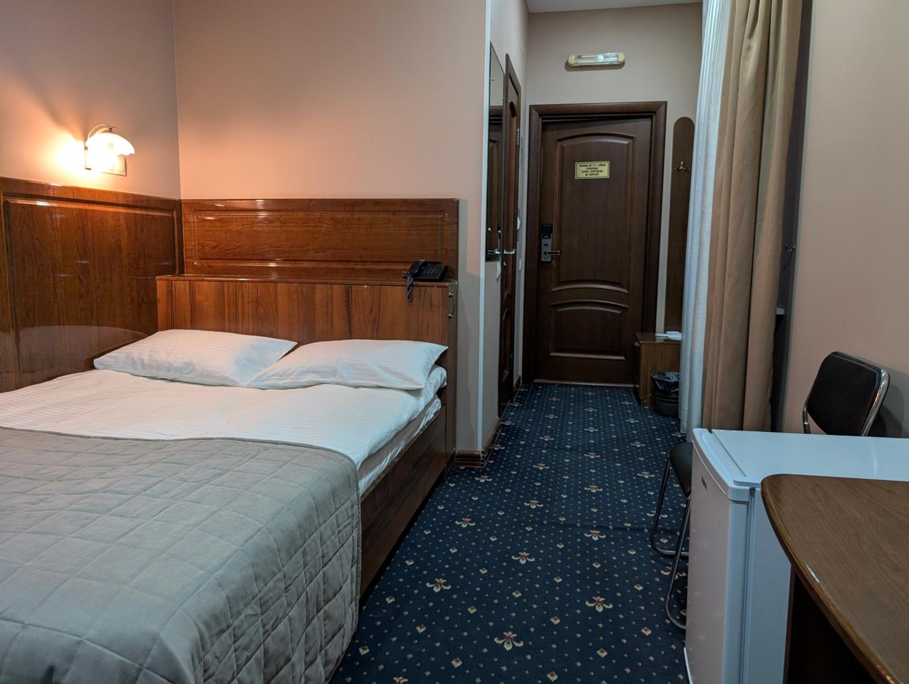 Basic Double Room photo 3