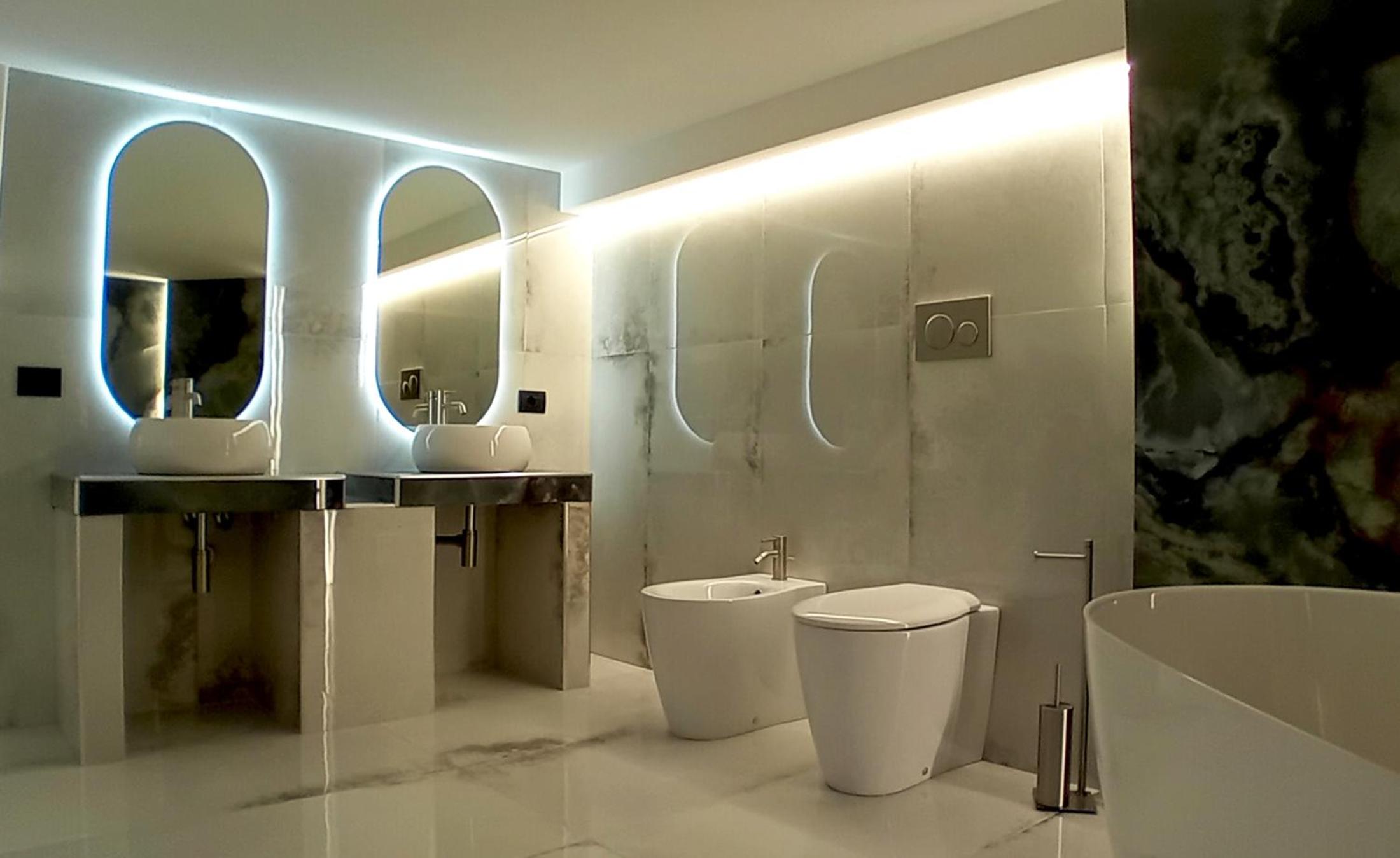 Deluxe Double Room with Bath photo 2