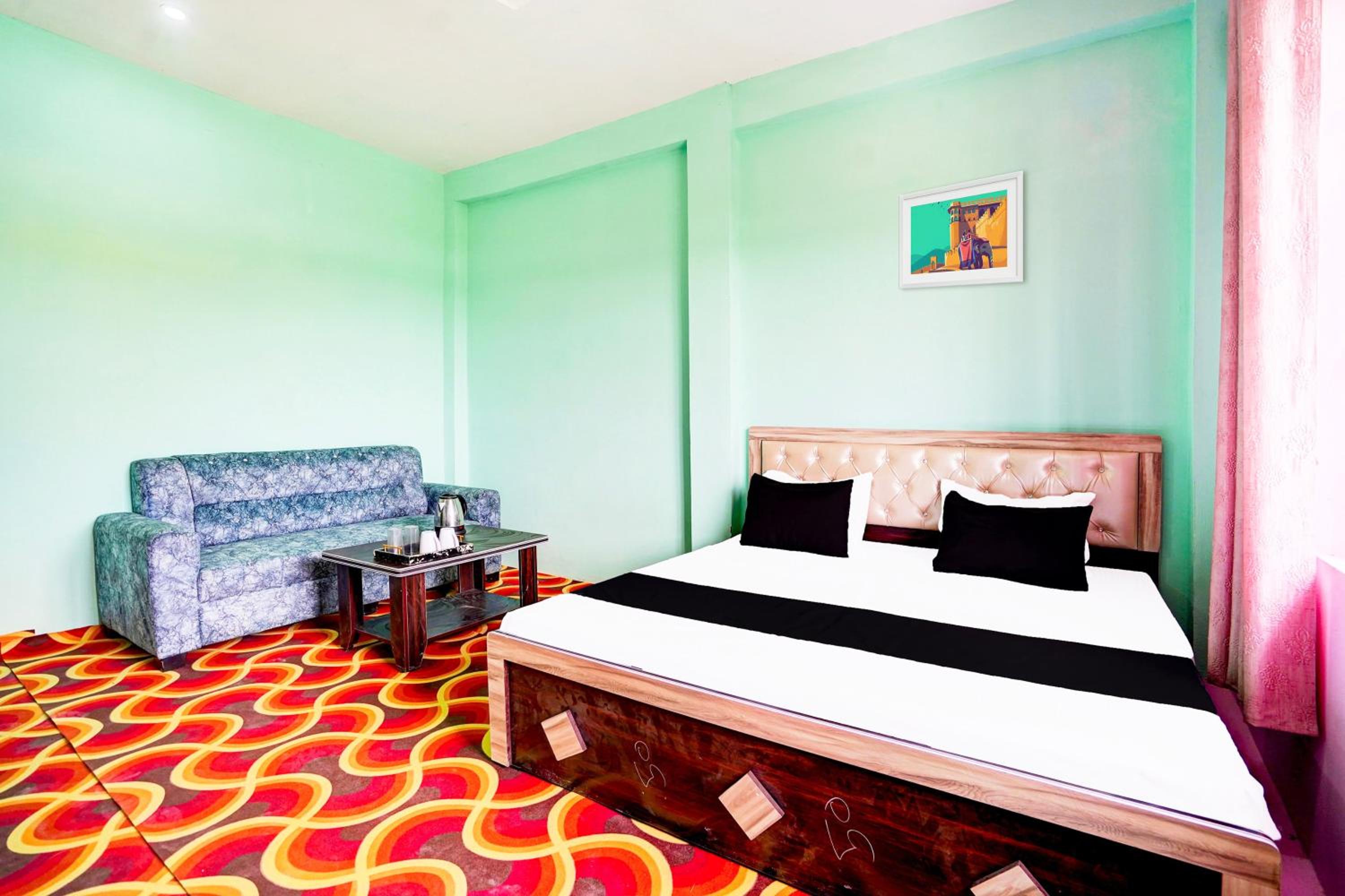 Deluxe Triple Room photo 2