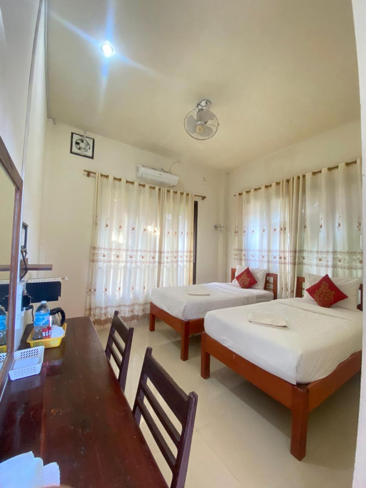 Standard Double or Twin Room photo 2