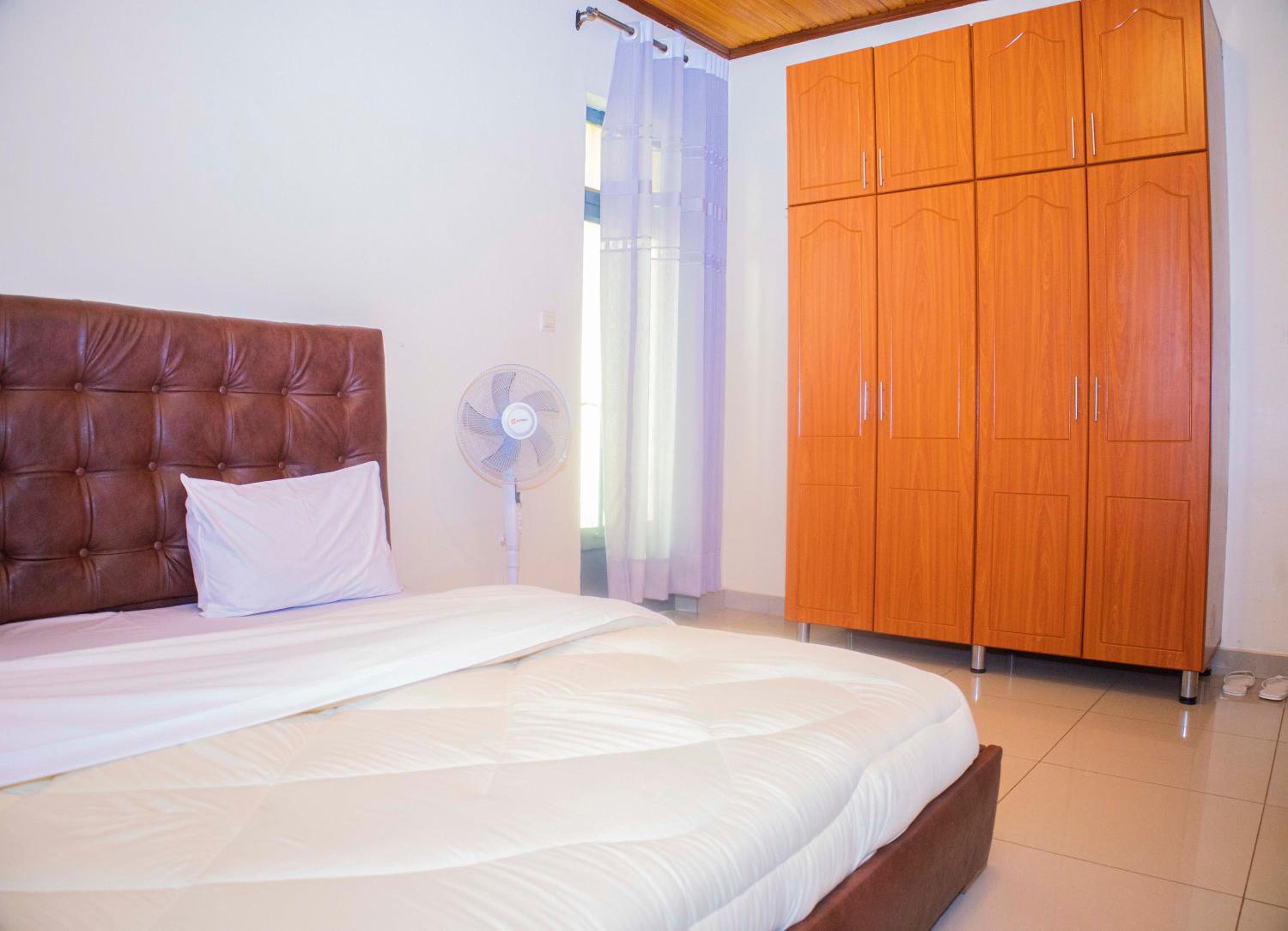 Budget Single Room photo 3