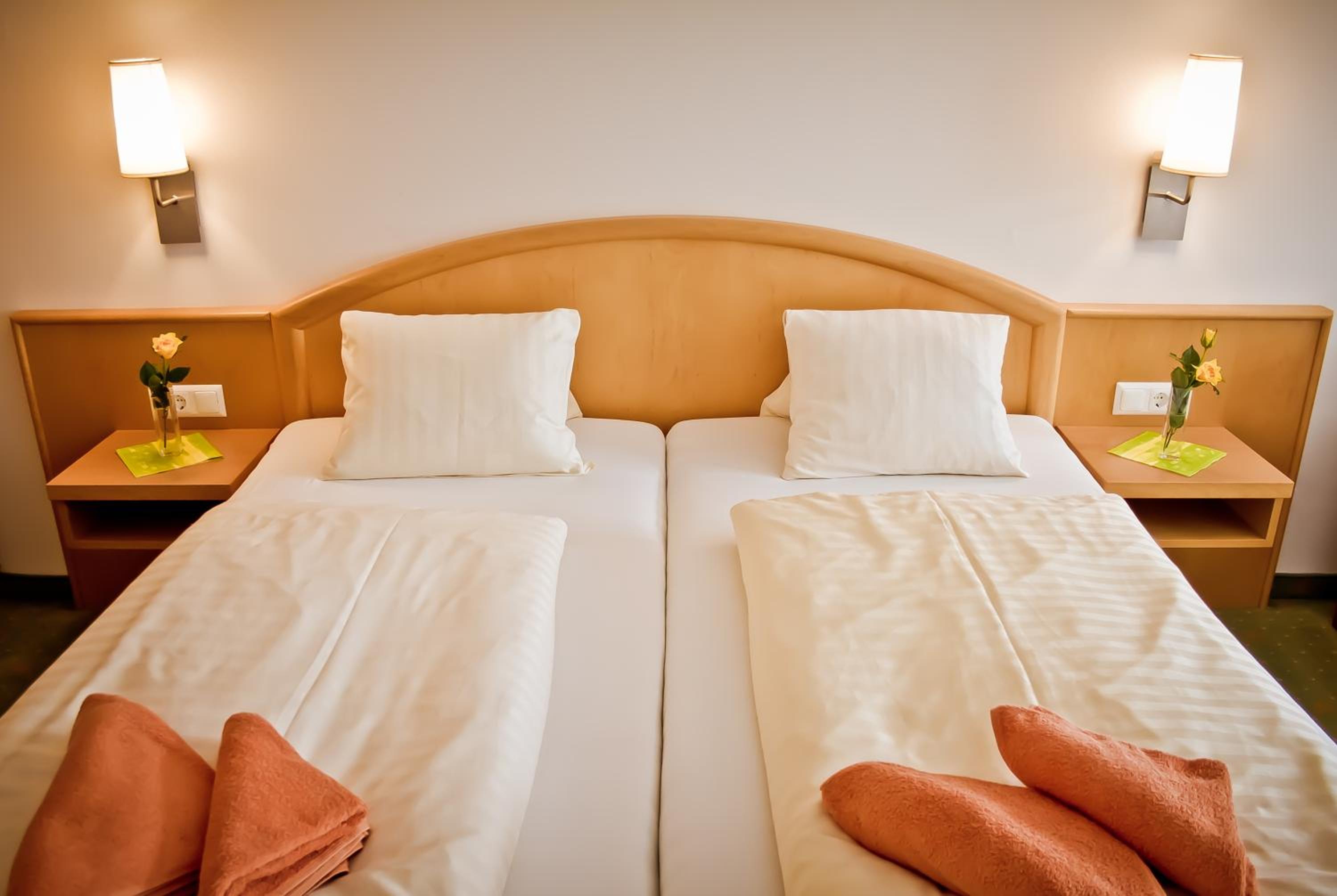 Double or Twin Room - Photo 1
