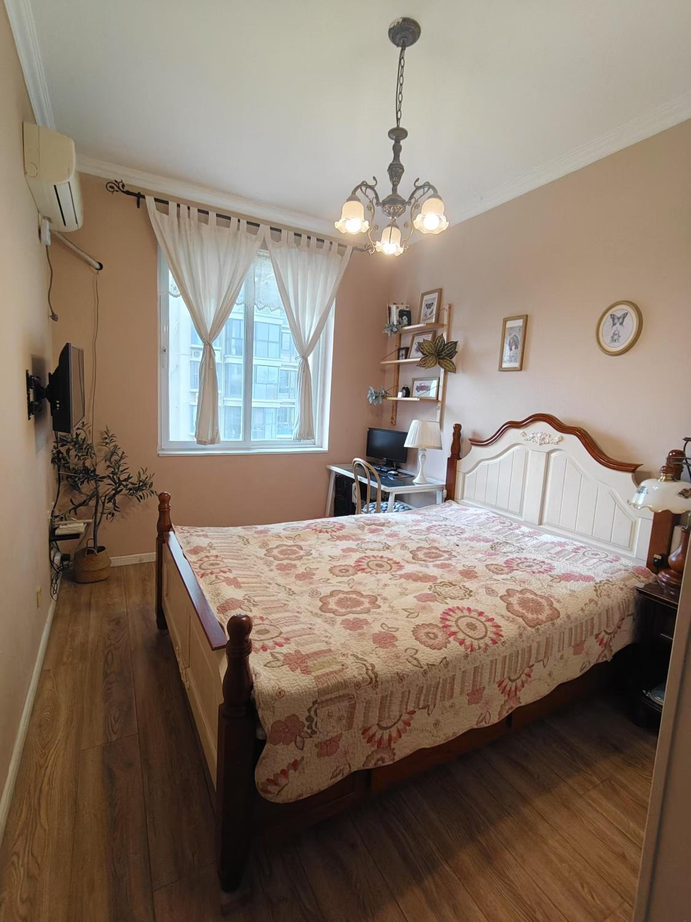 Double Room with Private External Bathroom photo 1