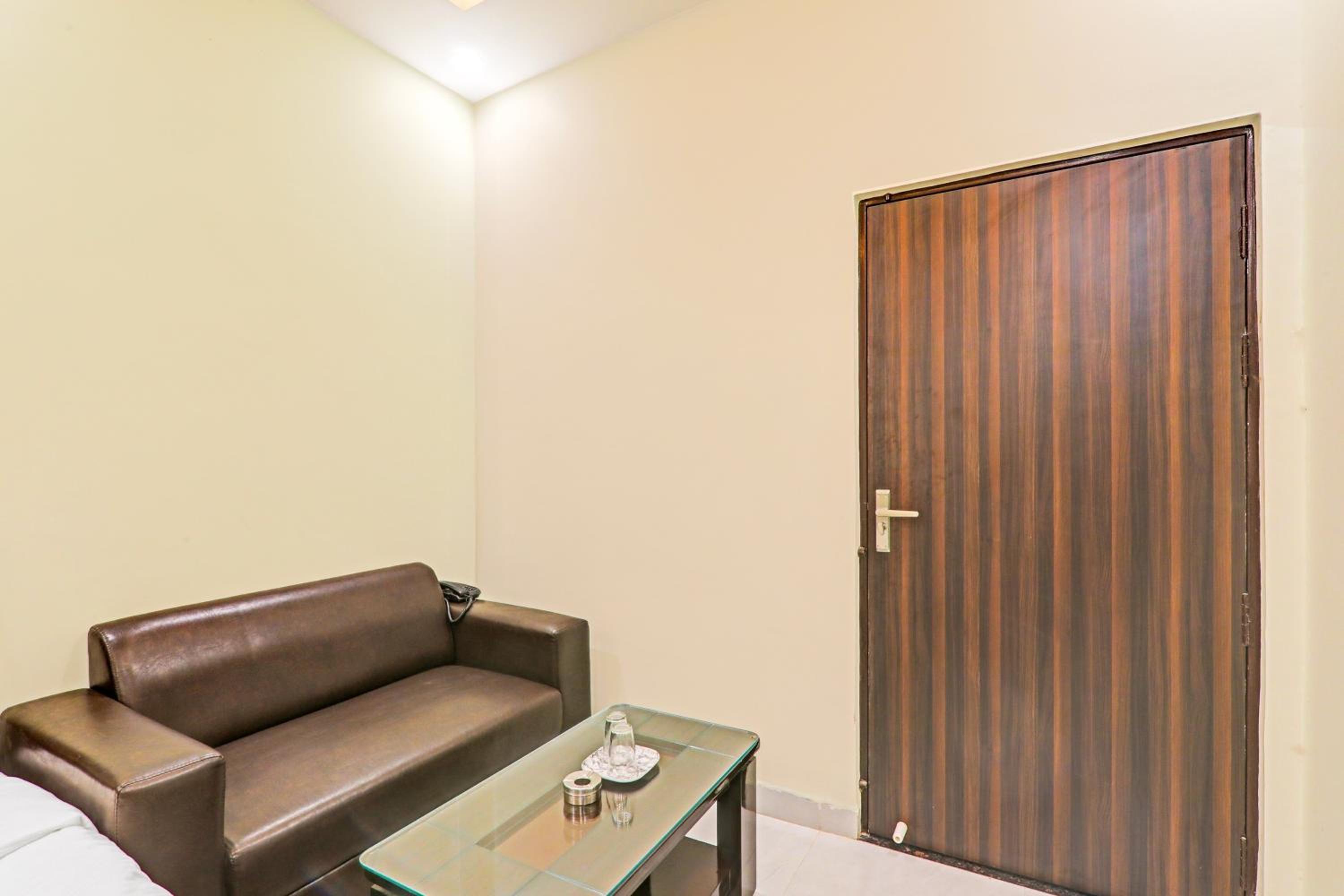Classic Triple Room photo 2