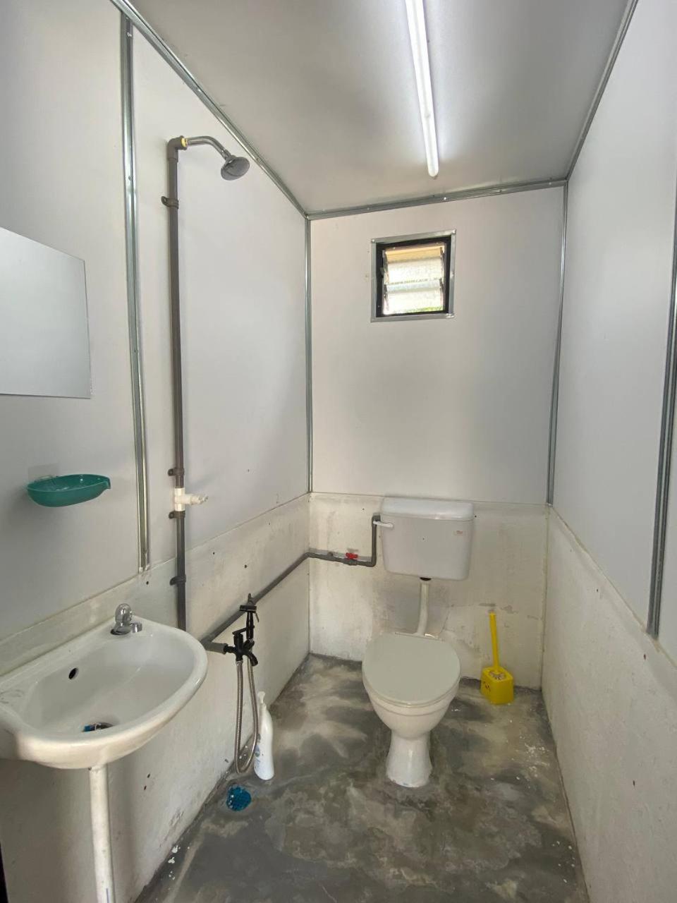 Mobile Home photo 2