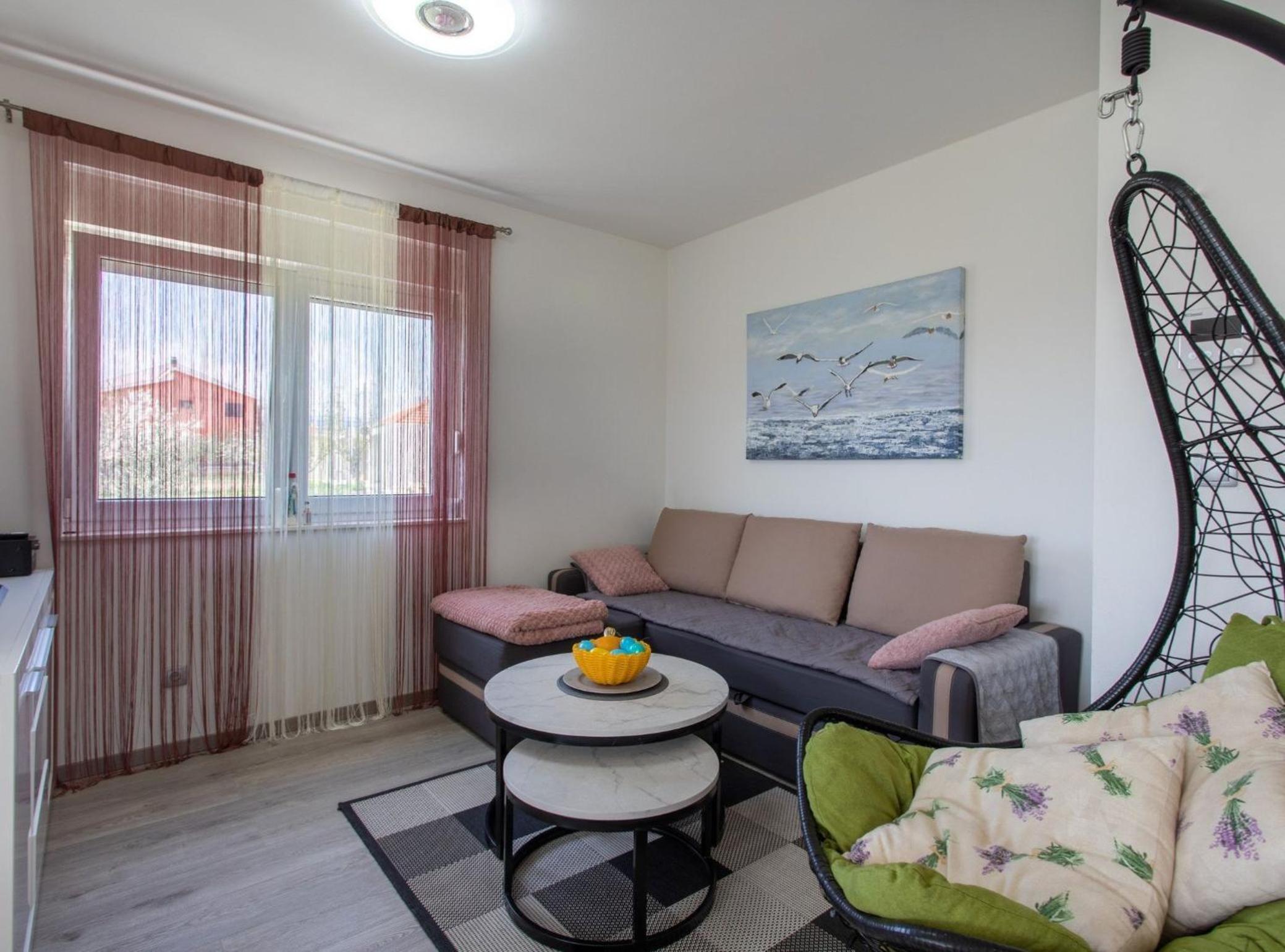 One Bedroom Apartment