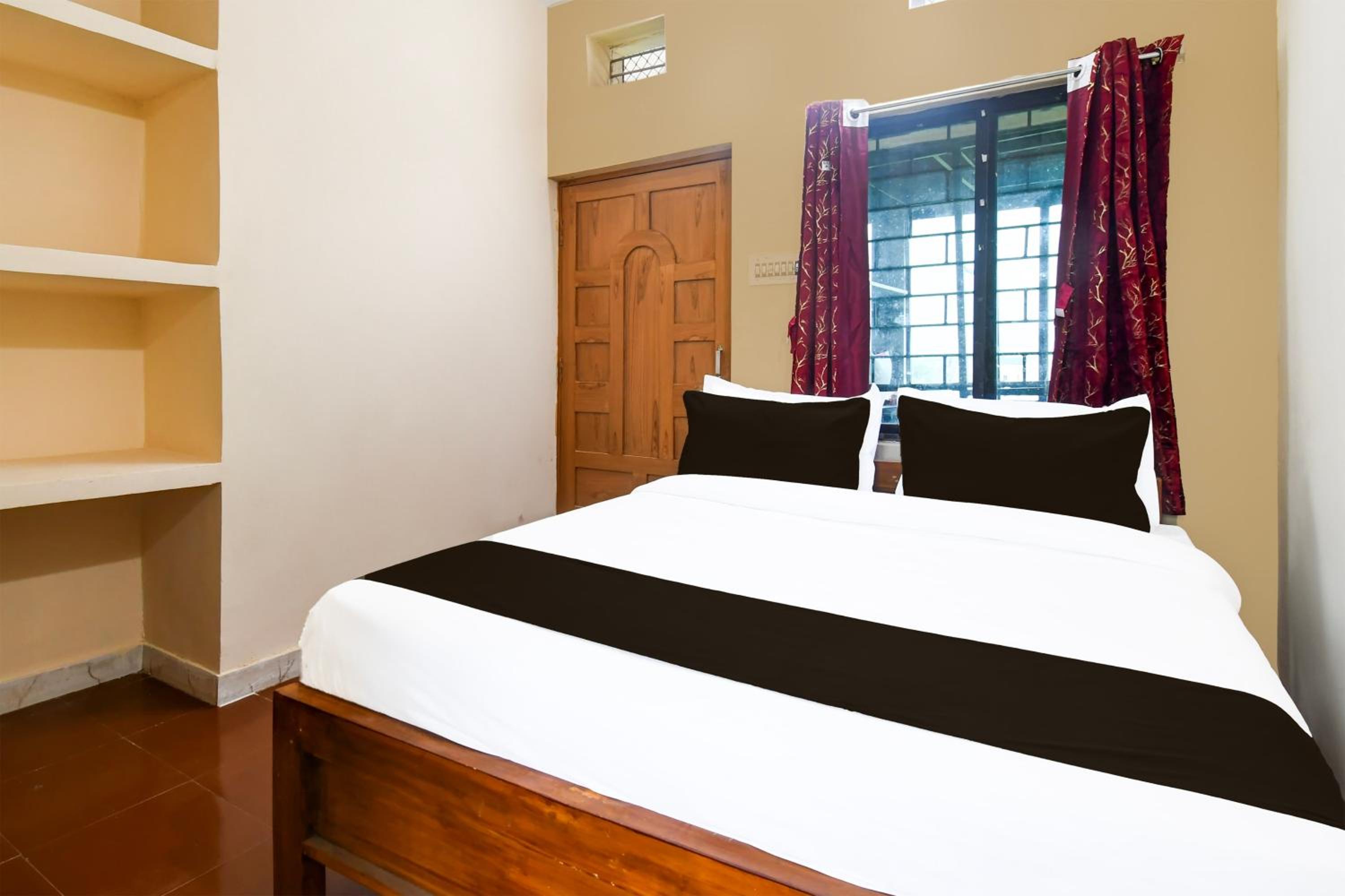 Classic Triple Room photo 1