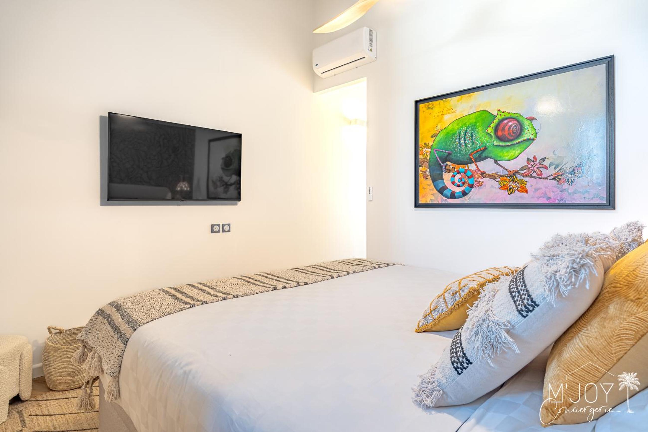 Four-Bedroom Deluxe Home - Oceanfront photo 1