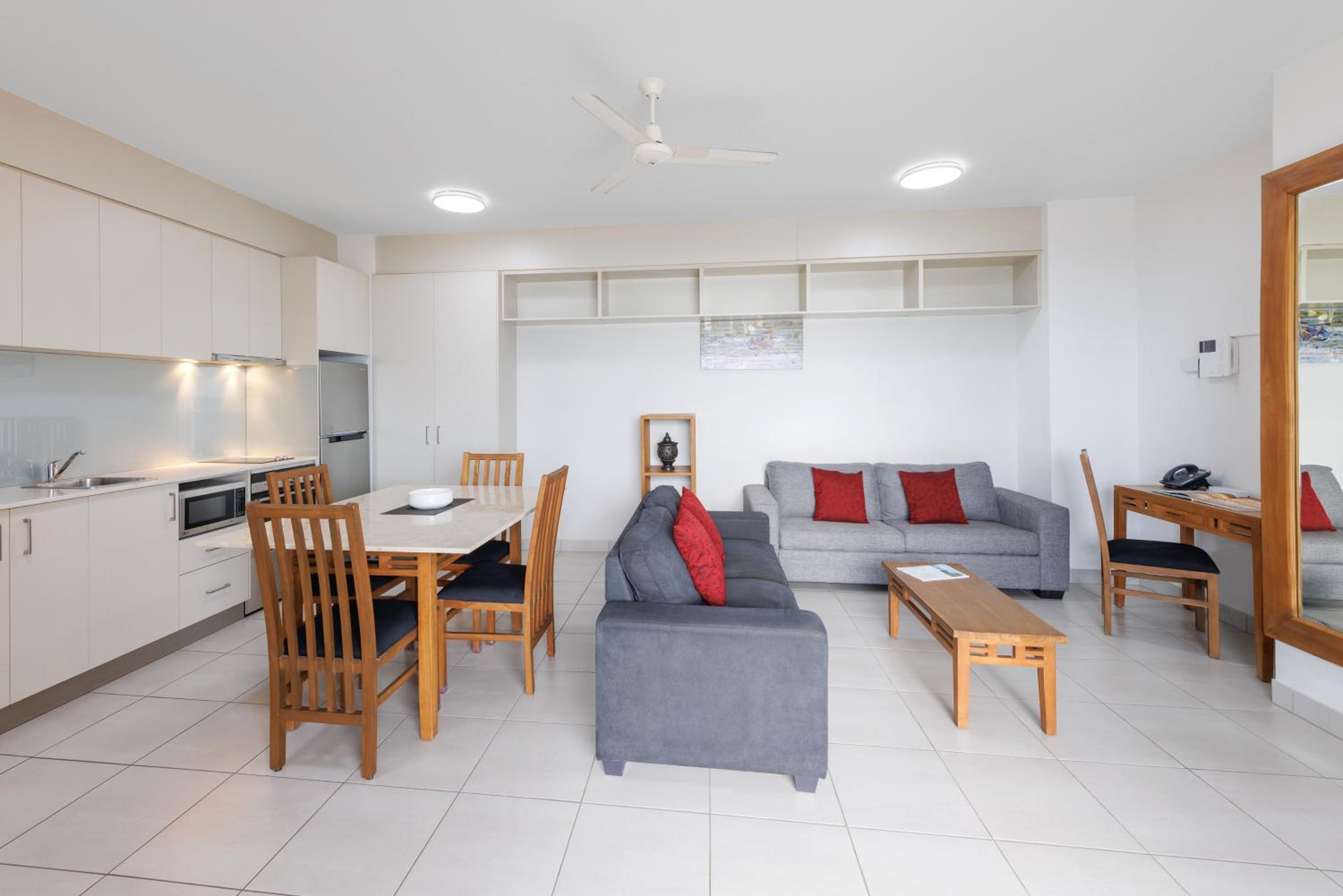 Two-Bedroom Apartment thumbnail 5