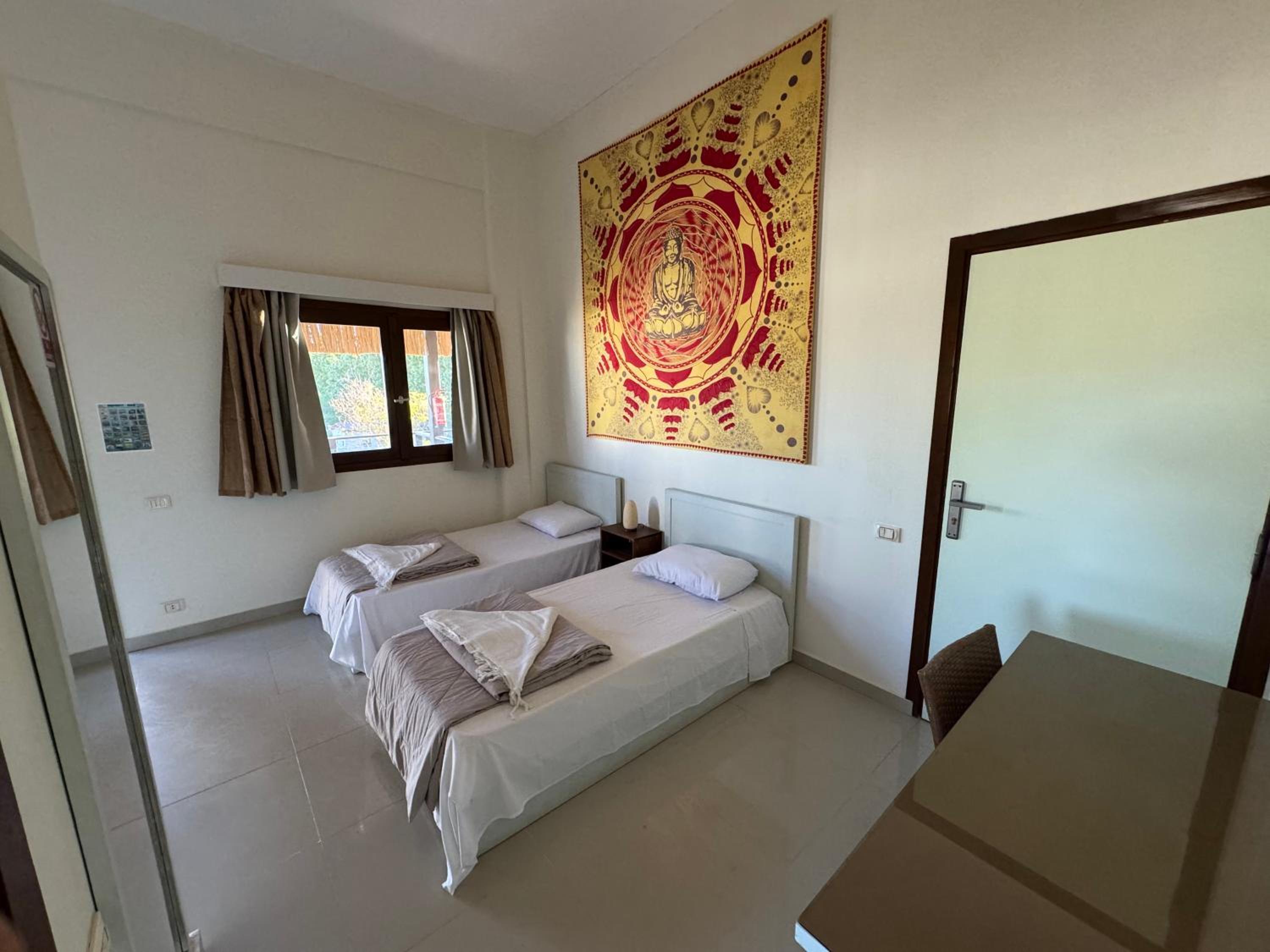 Double Room with Garden View - Photo 13