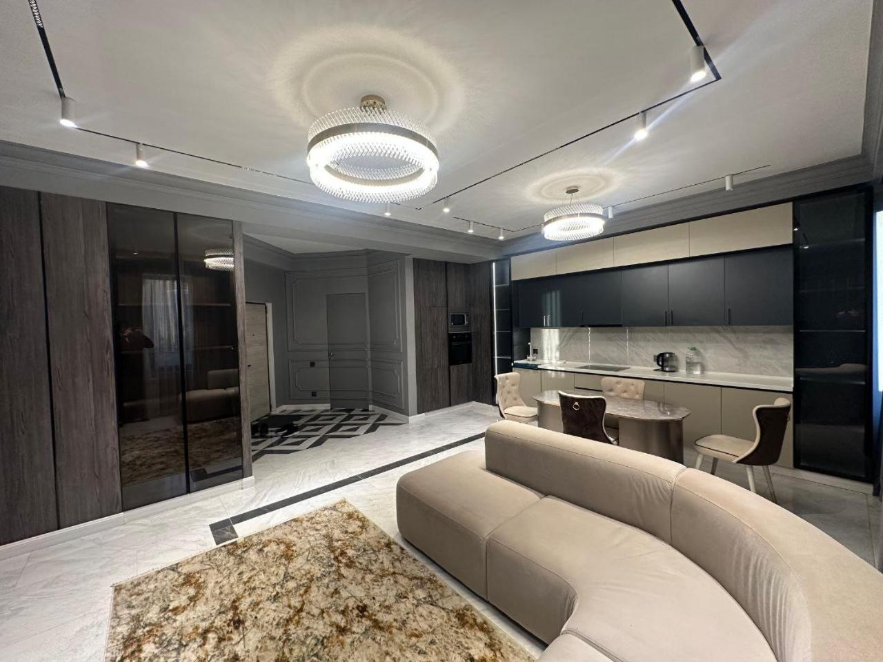 One-Bedroom Apartment with Terrace photo 3