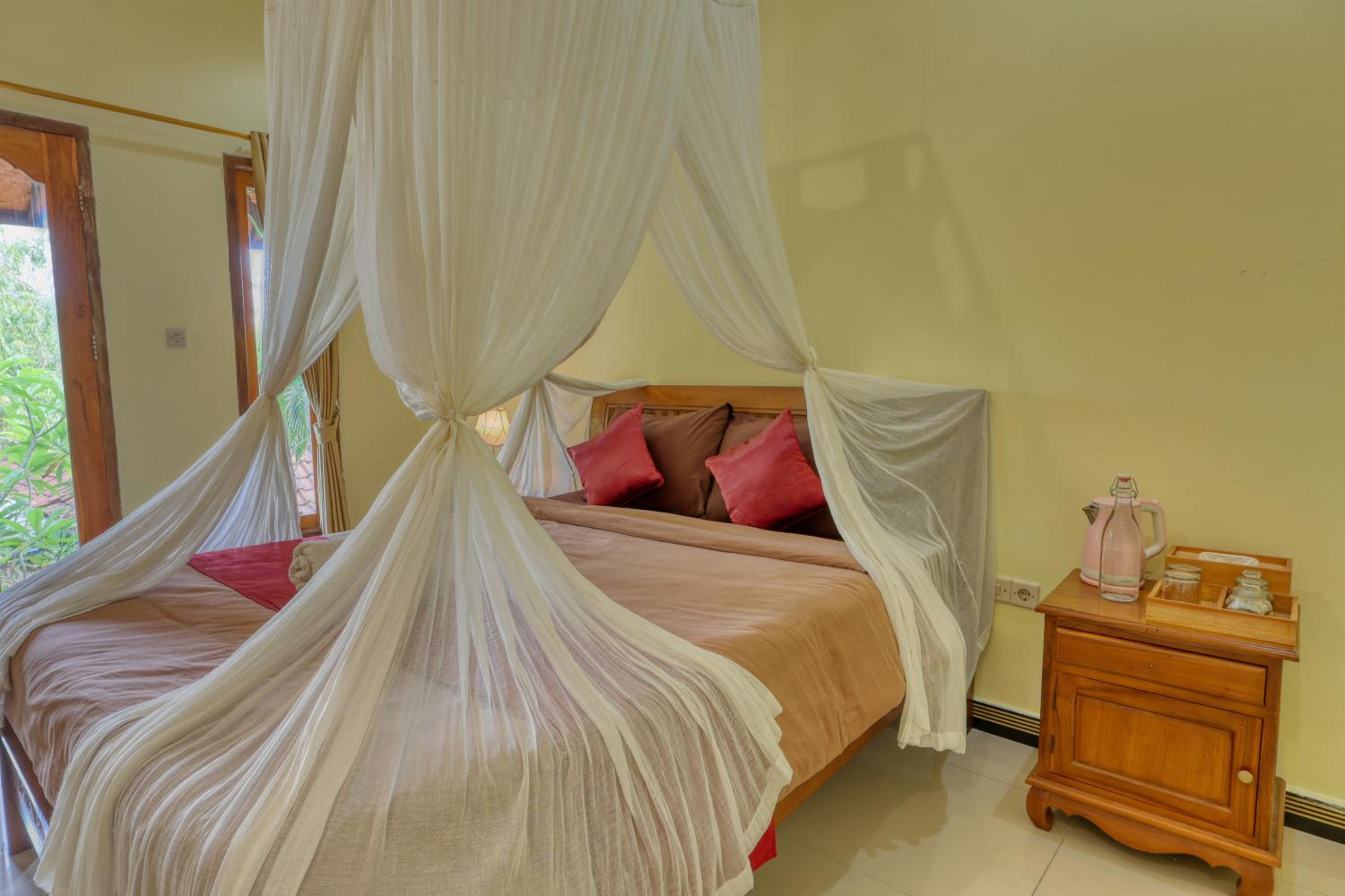 Double Room with Private Bathroom - Photo 3