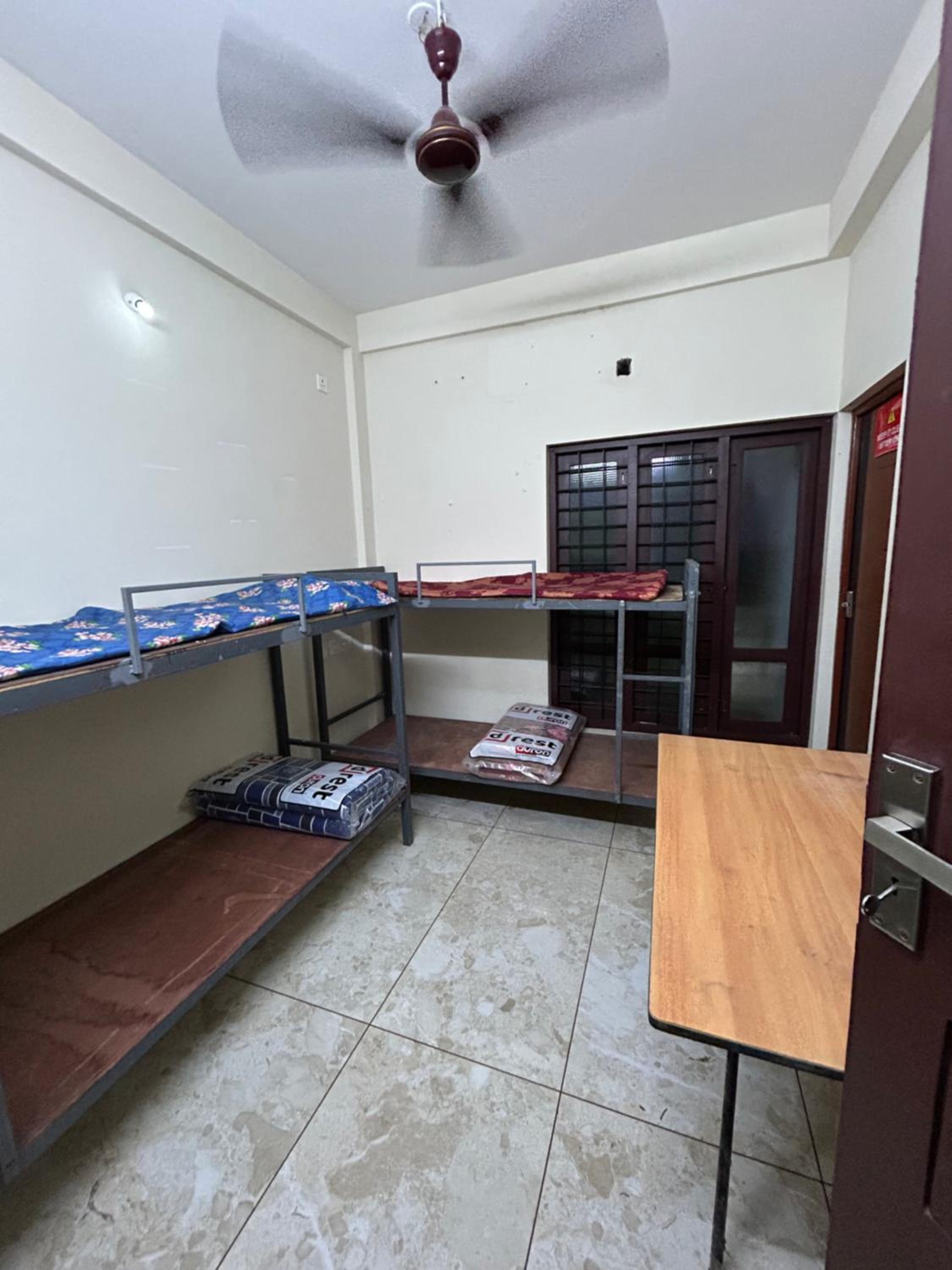 4-Bed Male Dormitory Room  photo 2