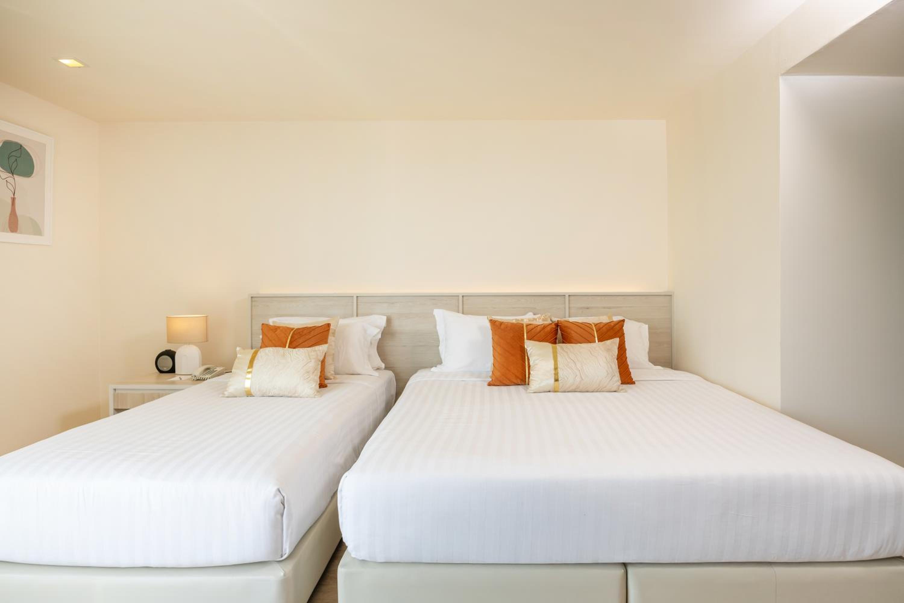 Triple Room with Sea View