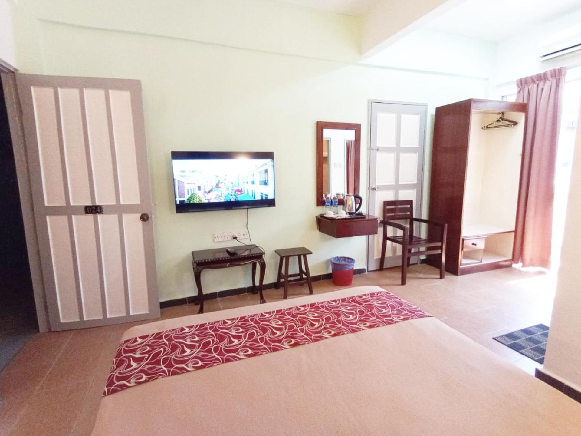 Deluxe Queen Room photo 2