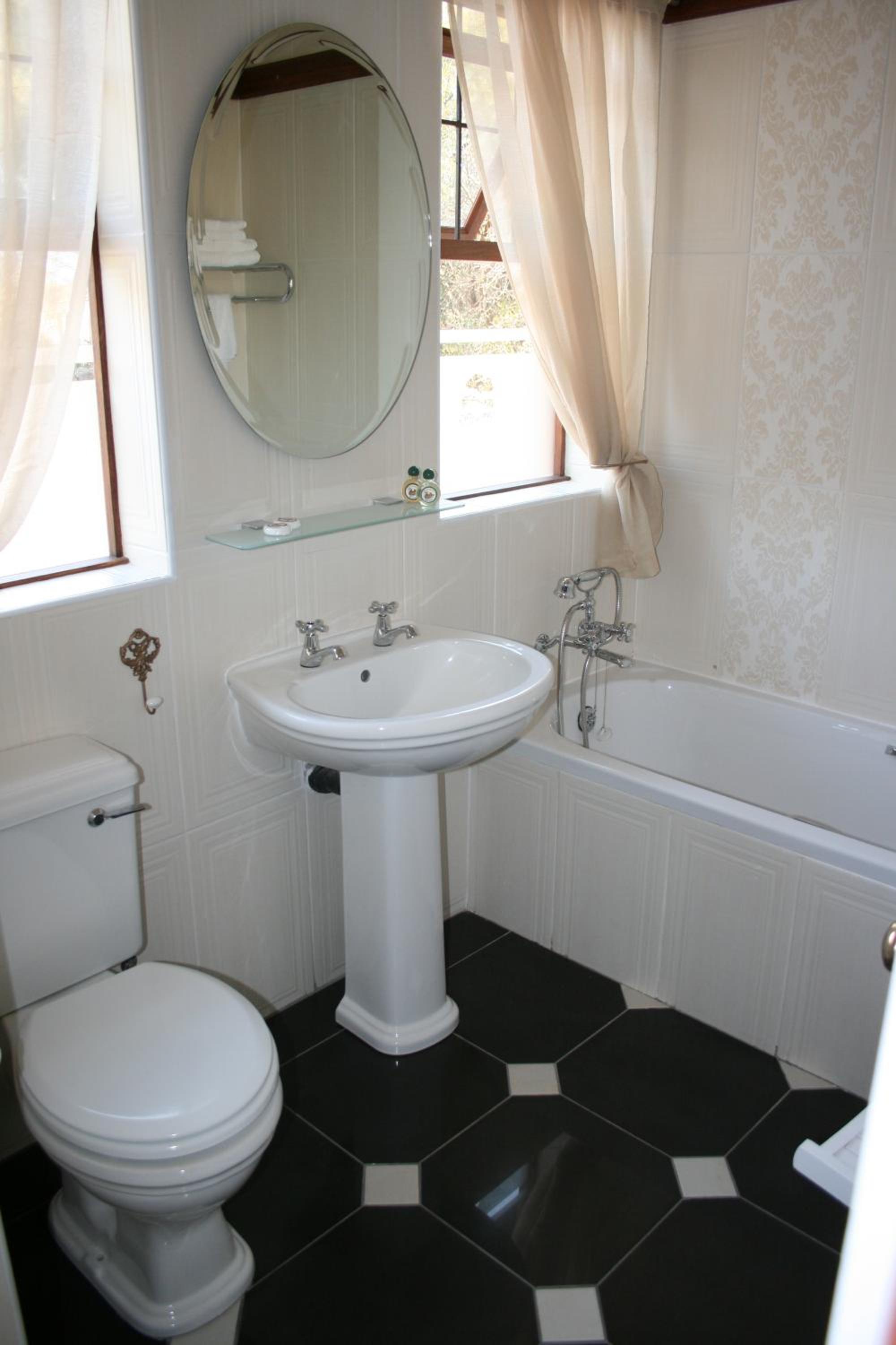 Twin/Double Room - Photo 8