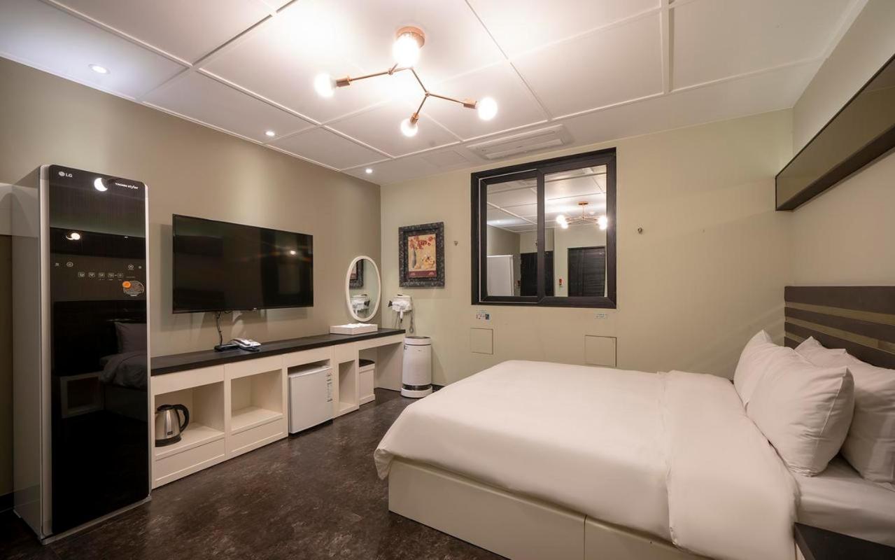Premium Deluxe Room photo 3