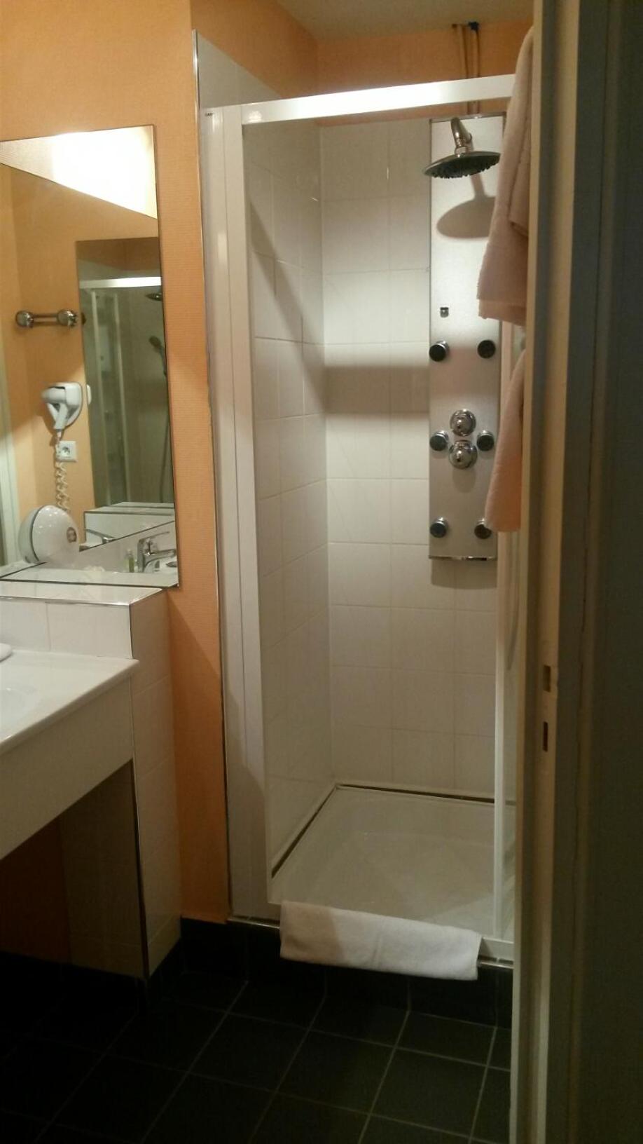 Large Double Room photo 3