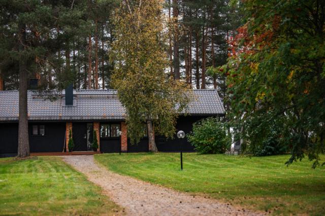 Villa photo 1