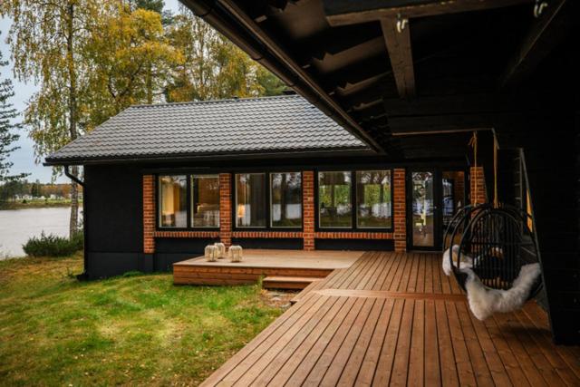 Villa photo 2
