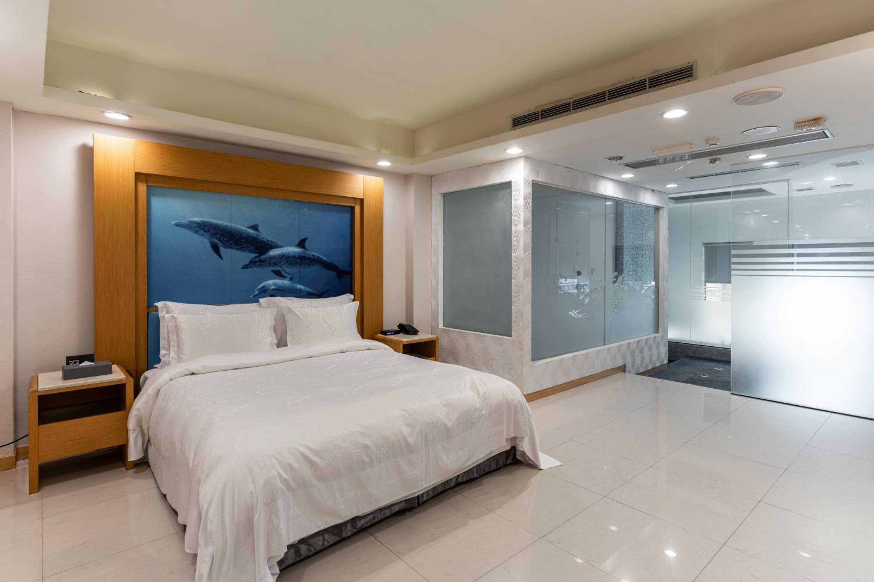 Director Suite