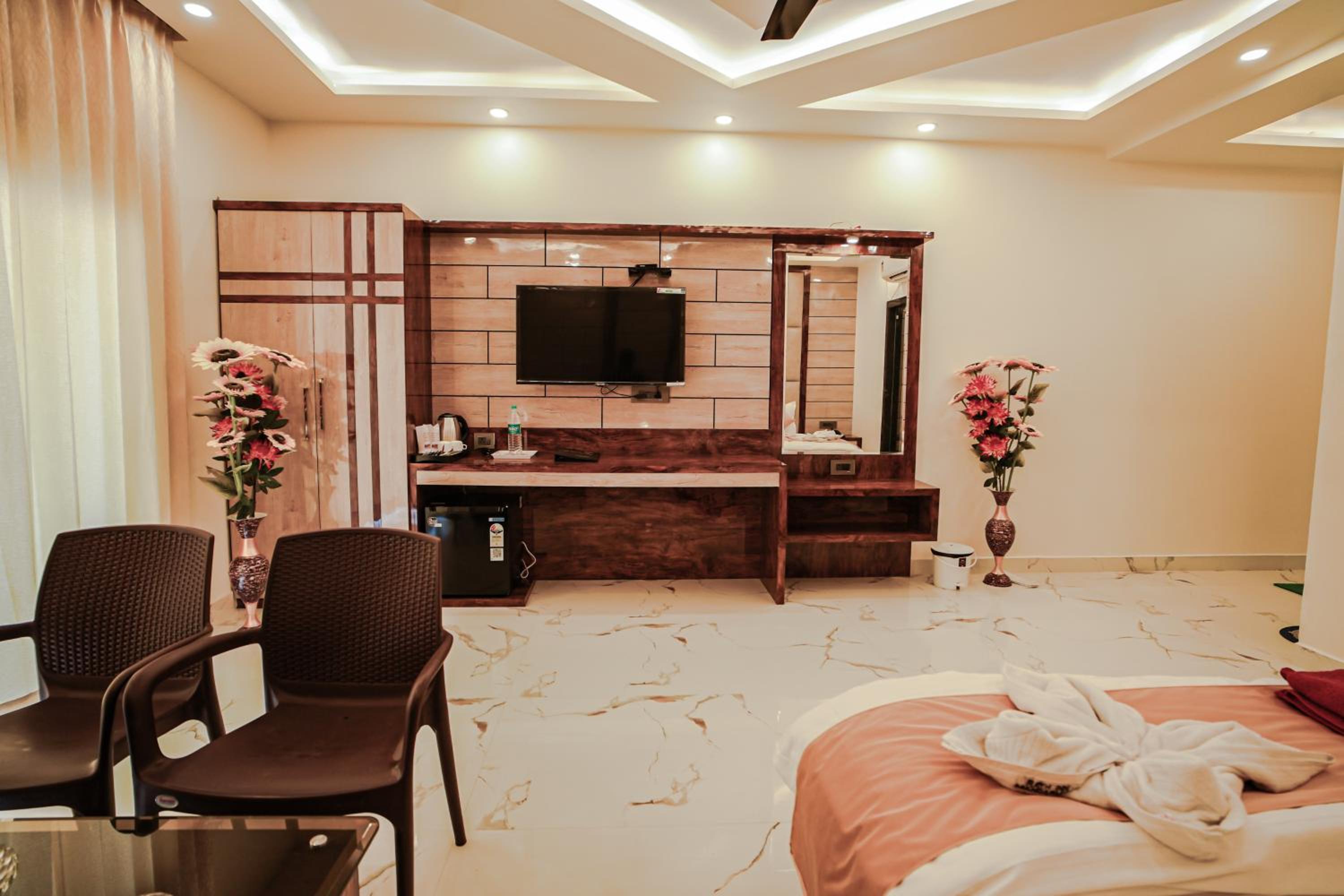 Deluxe King Room