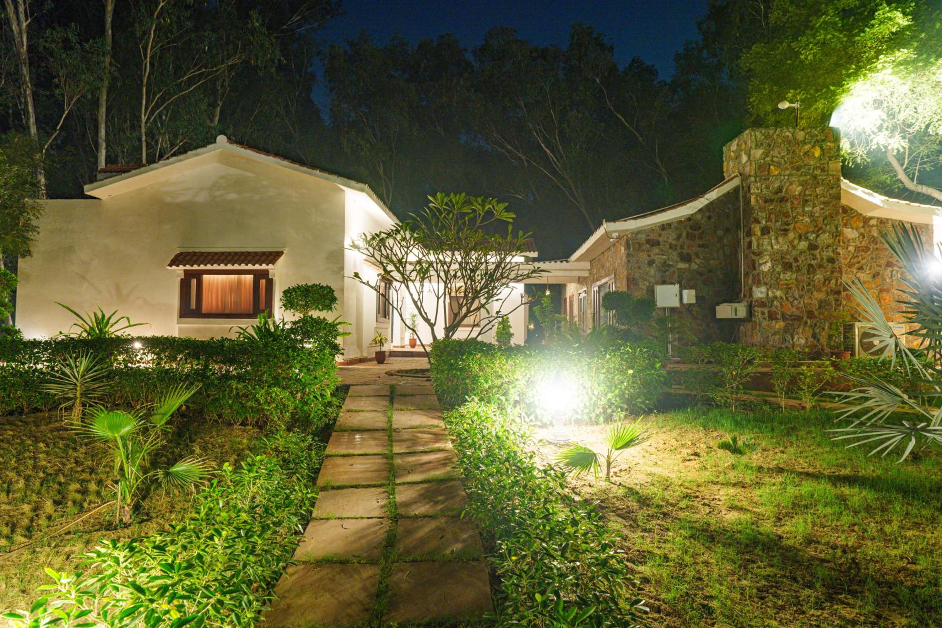 Three-Bedroom Villa photo 2