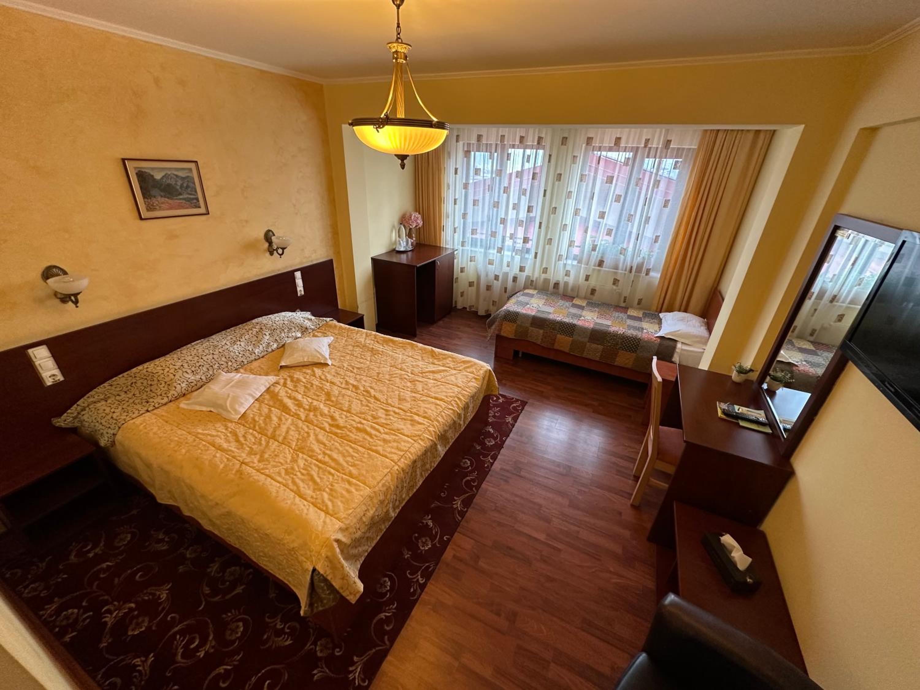 Triple Room - Photo 7
