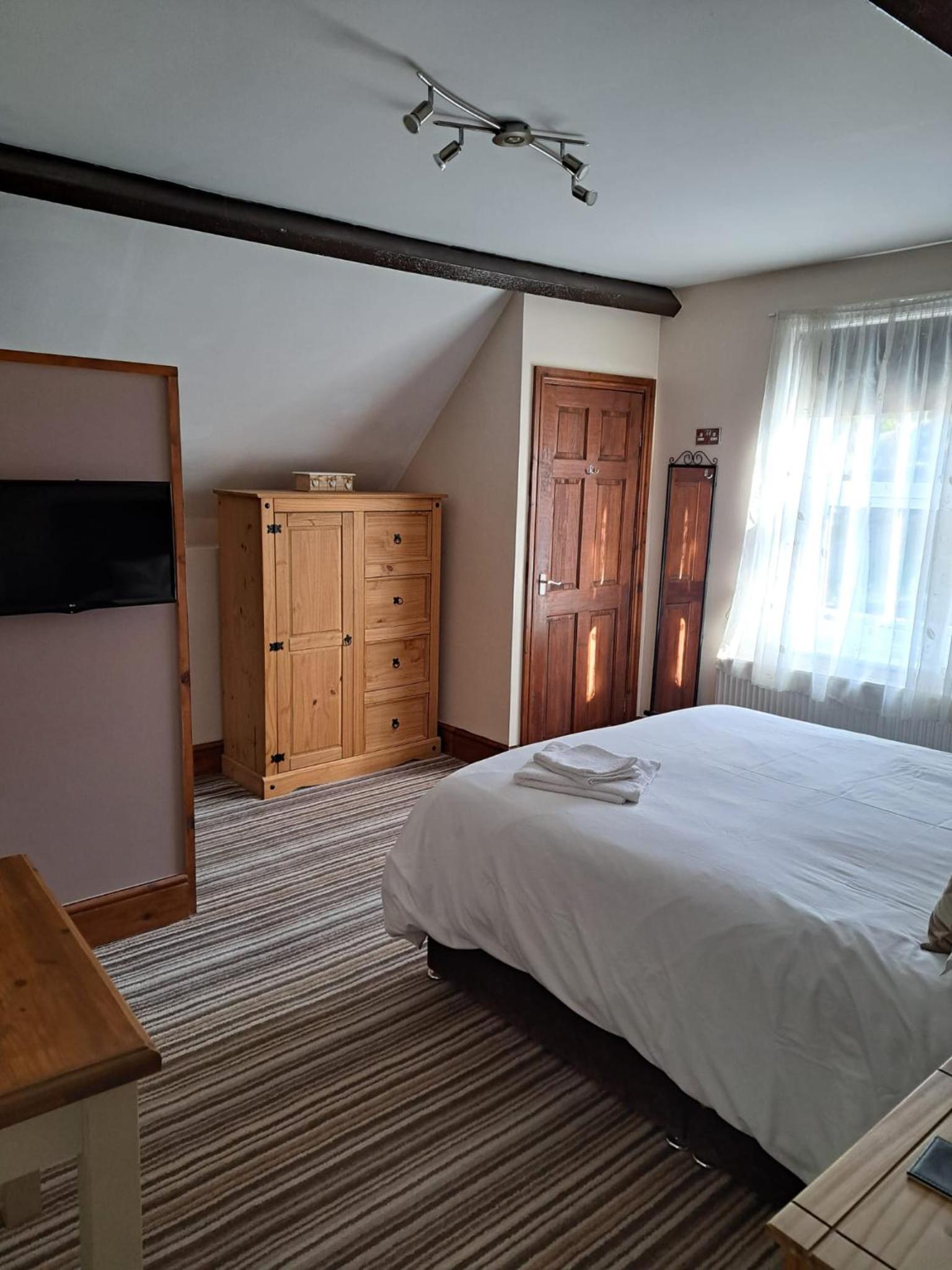 Superior King Room 2  photo 3