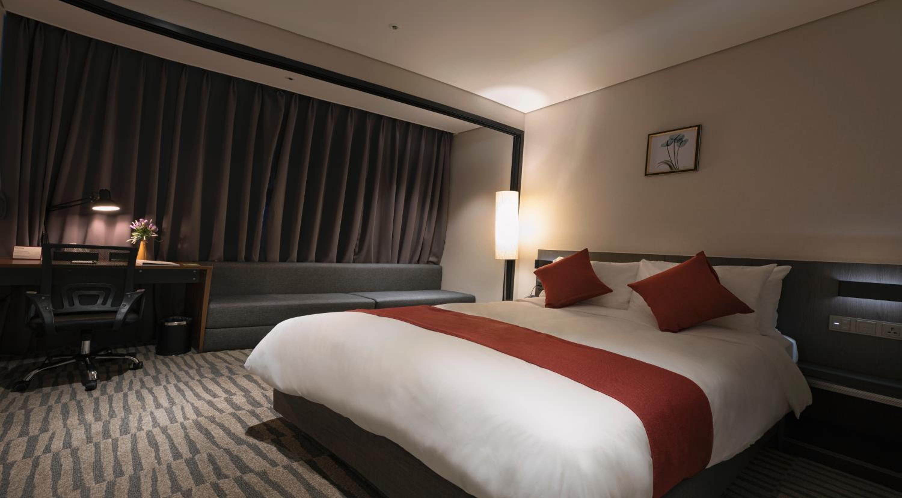 Standard Double Room - Photo 1