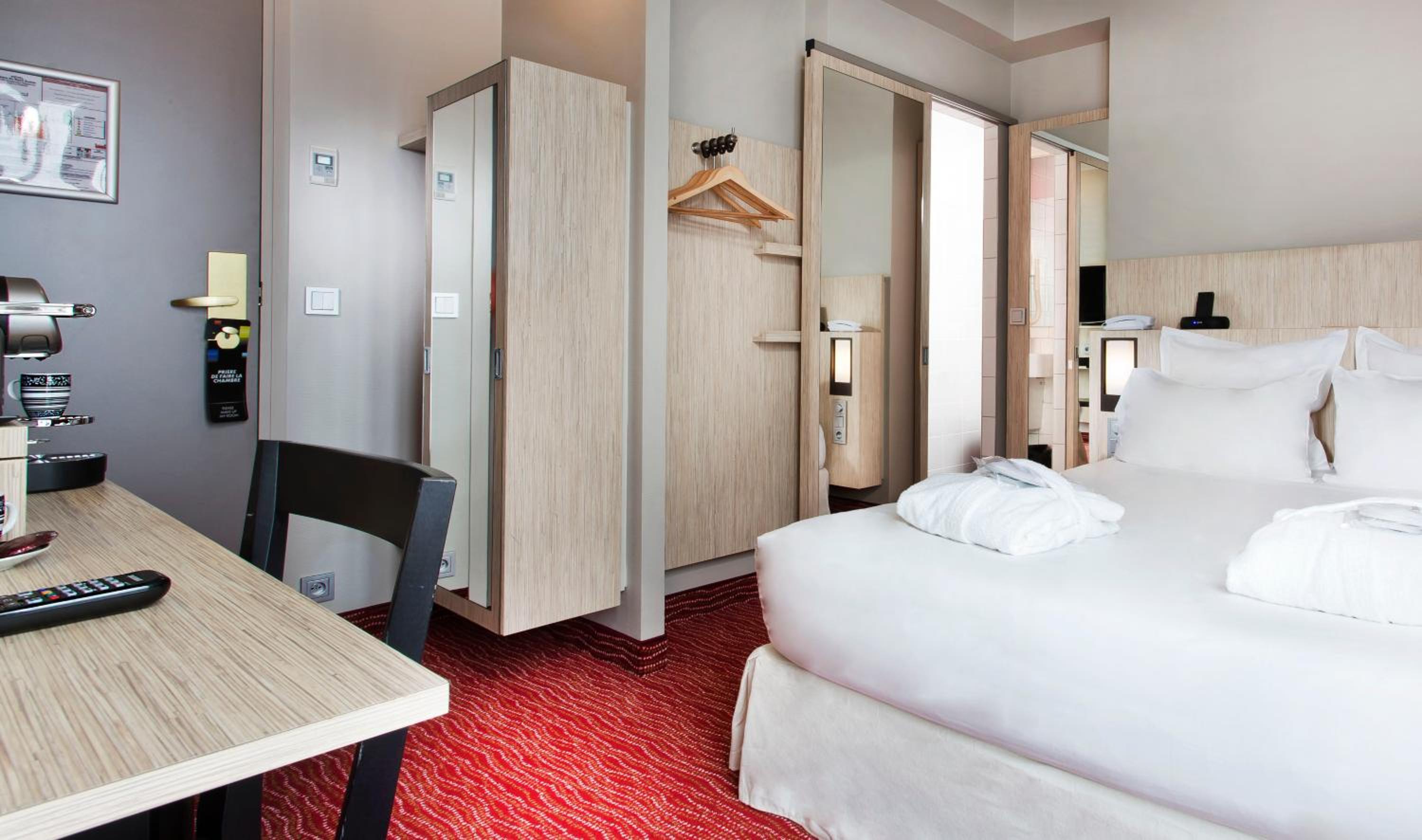 Privilege Double Room Paris