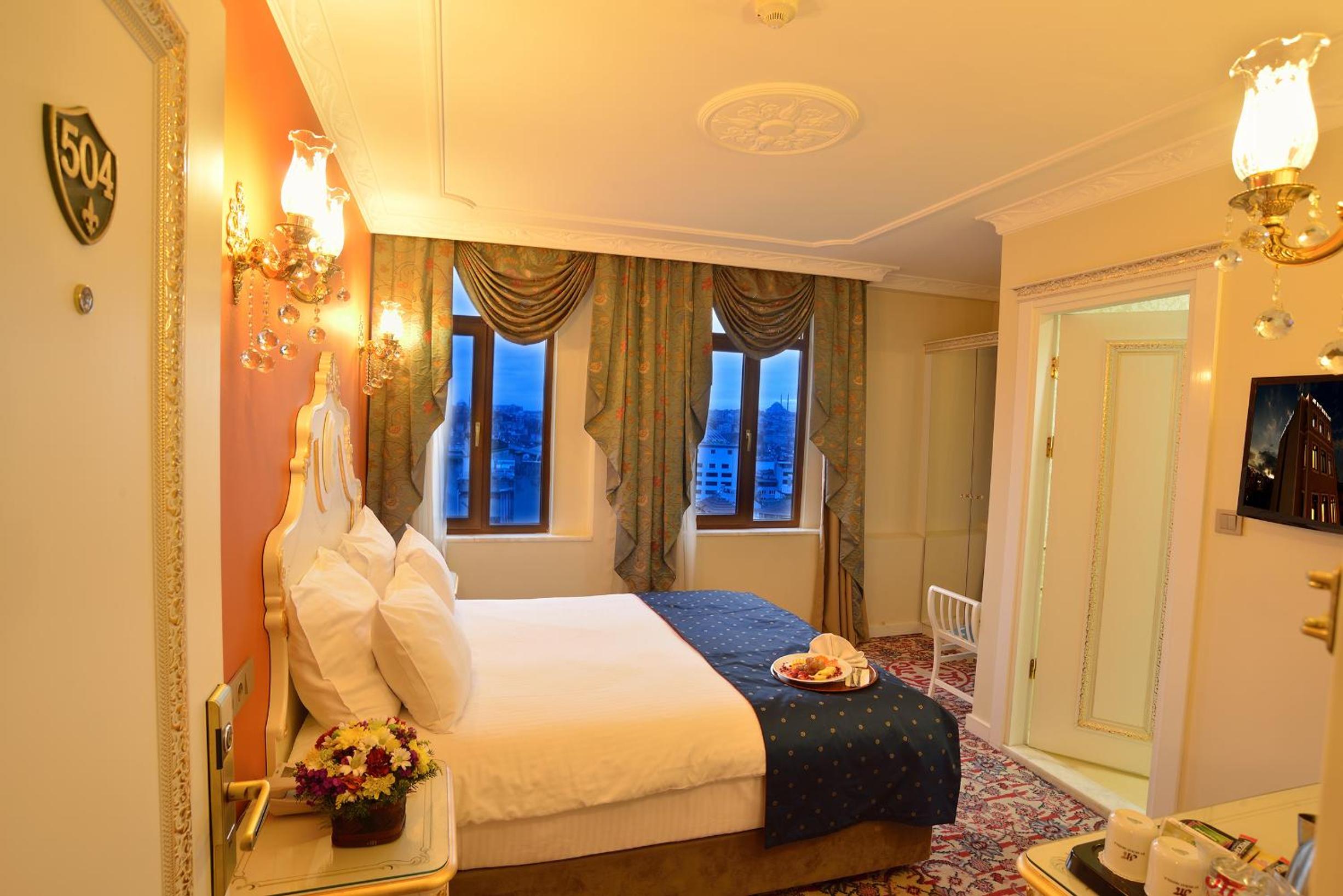 Deluxe Double Room photo 2