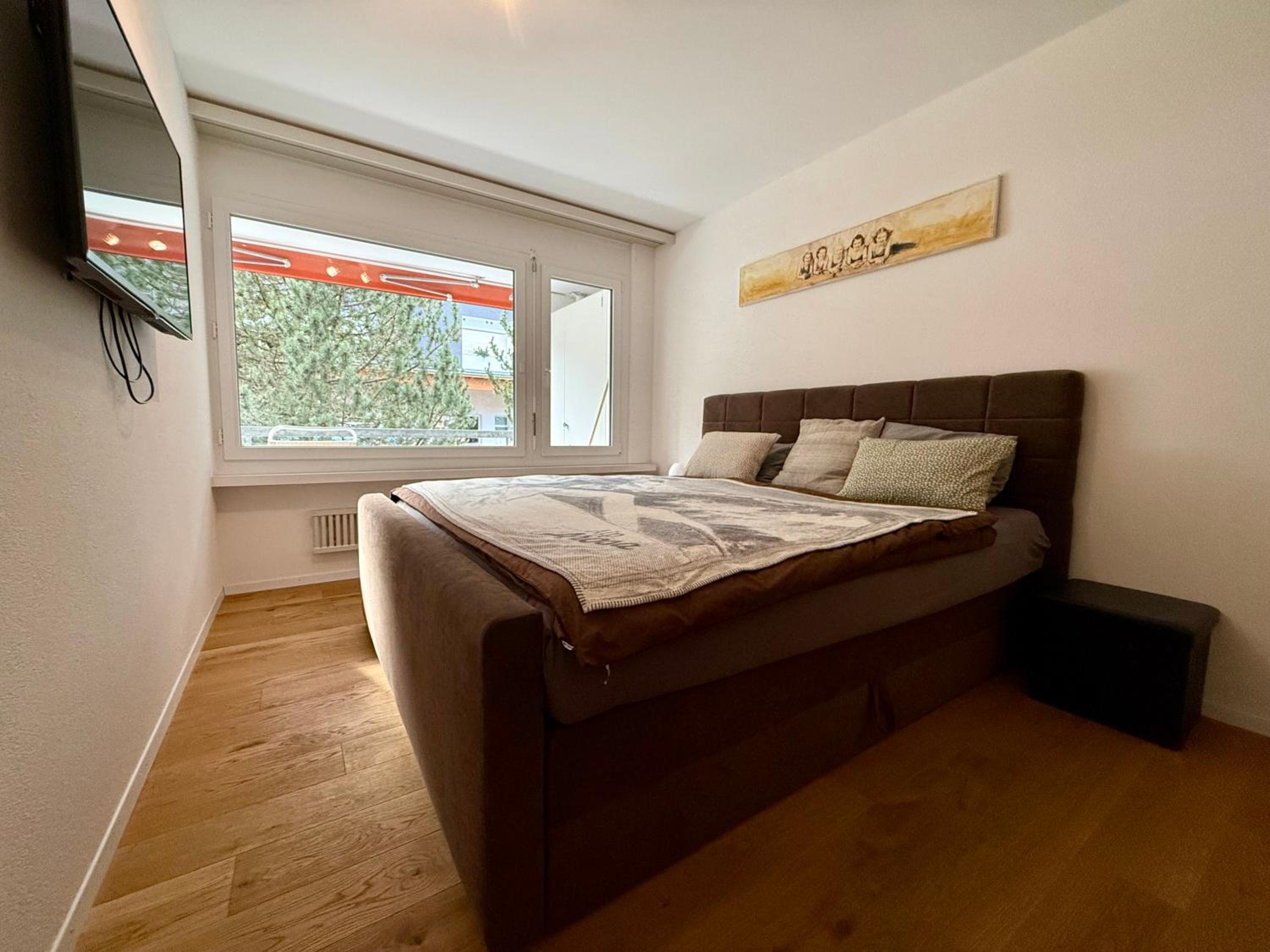 One-Bedroom Apartment with Balcony photo 1