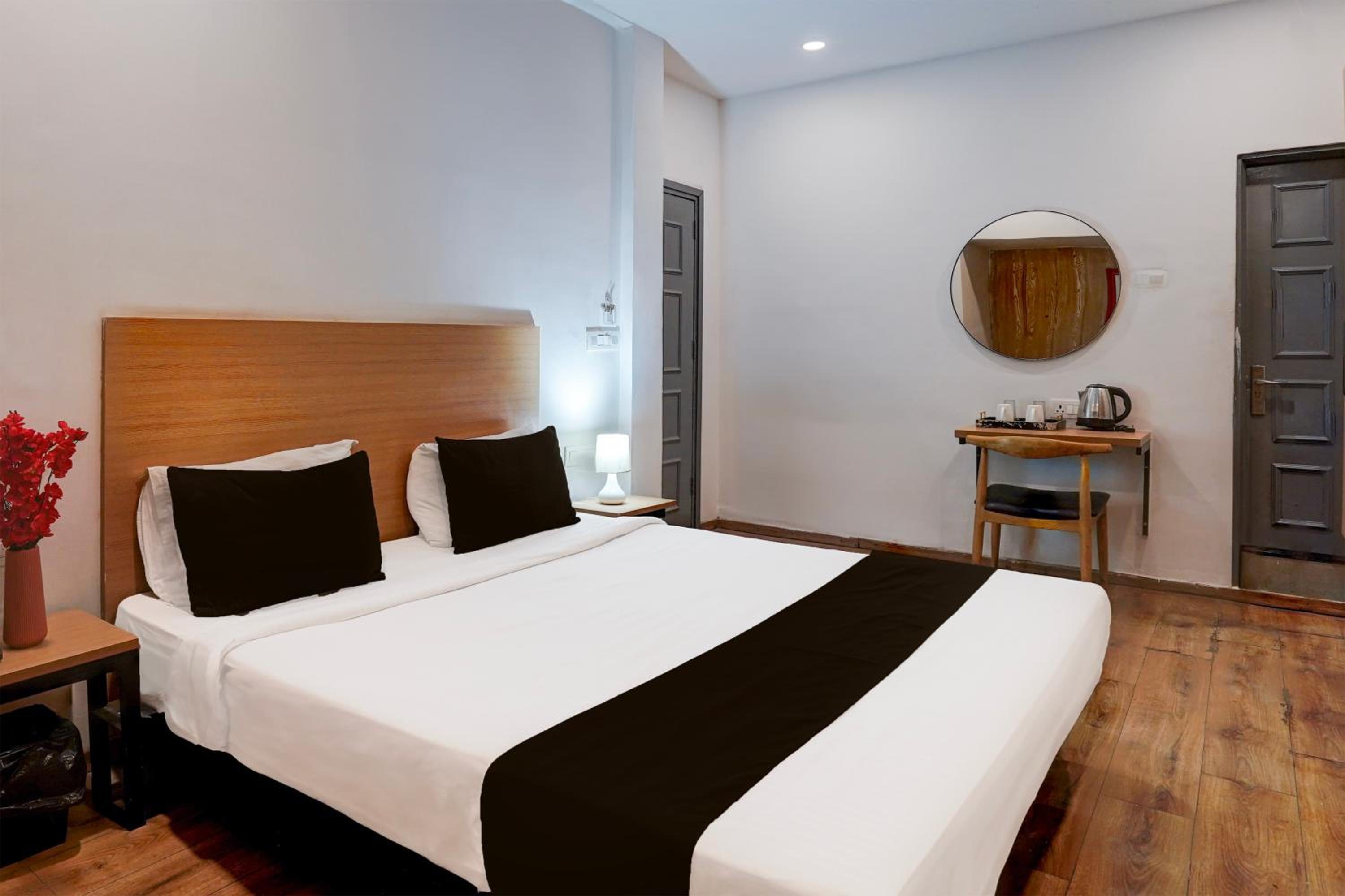 Classic Triple Room photo 2