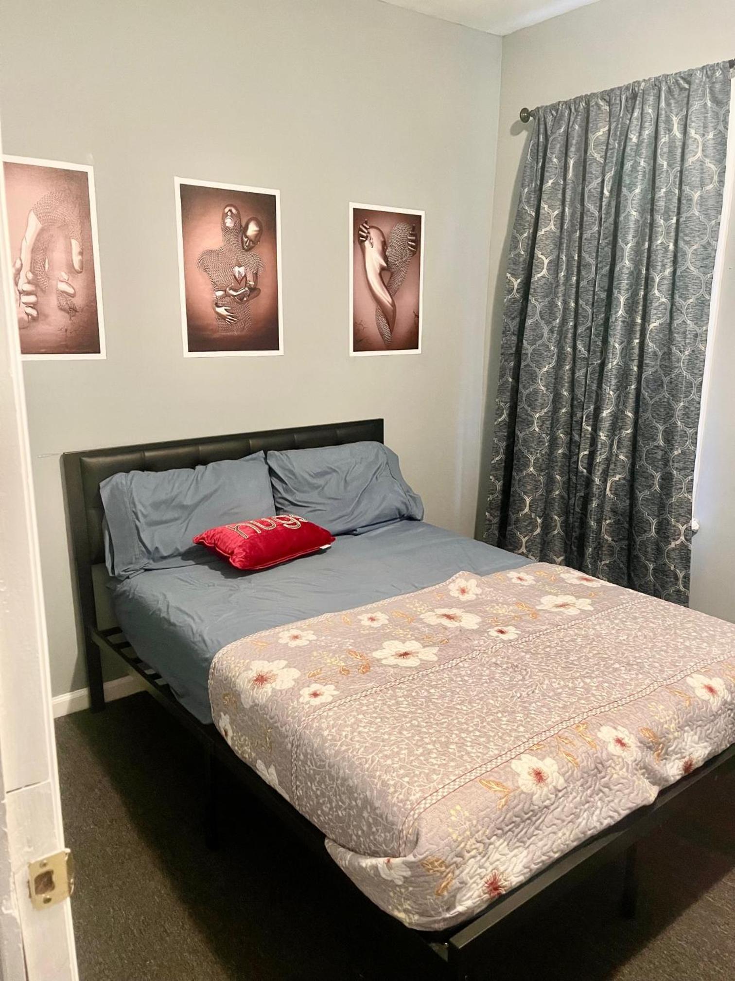 Double Room With Shared Bathroom photo 3