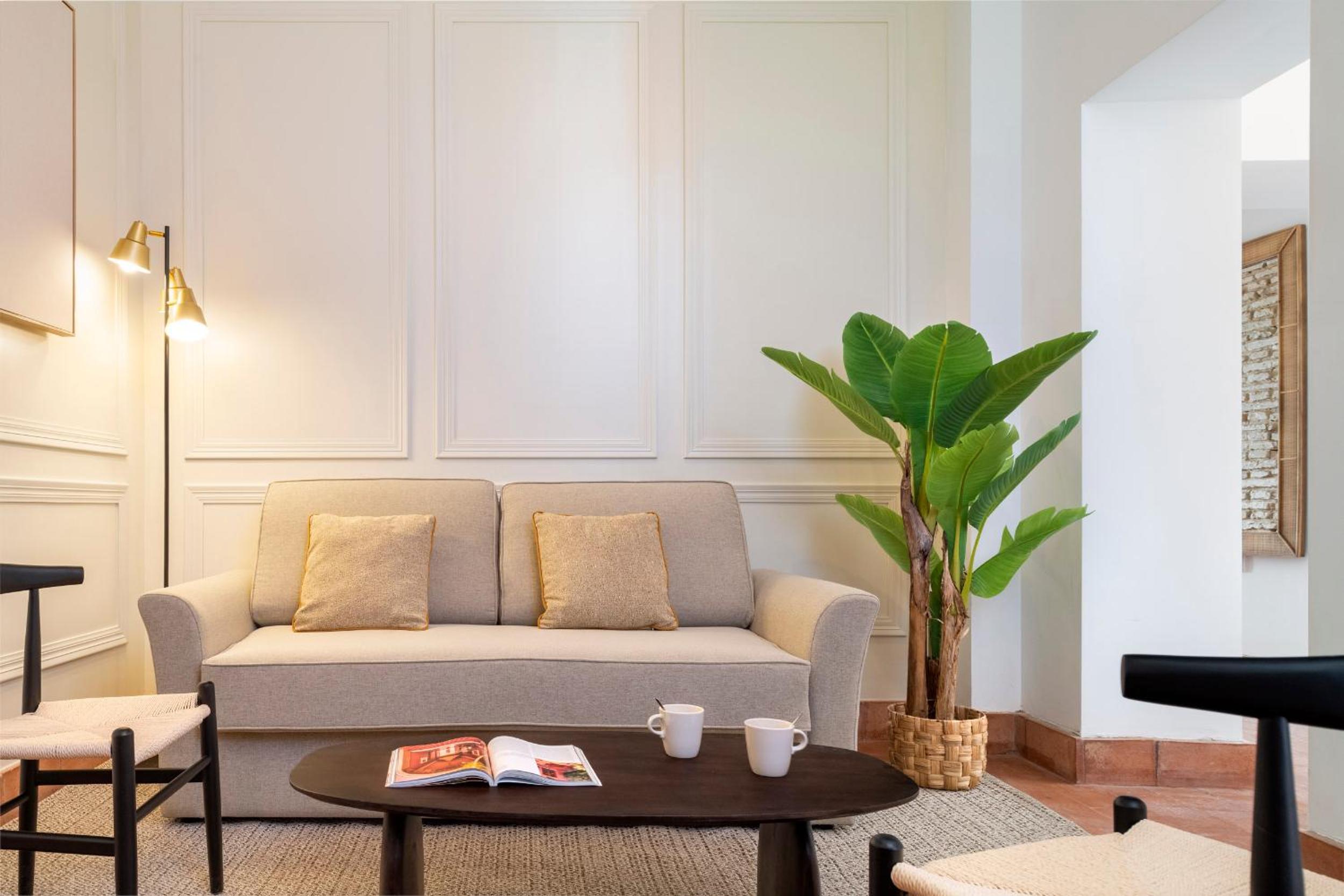 Apartamento de 2 habitaciones con balcón y bañera de hidromasaje en terraza privada