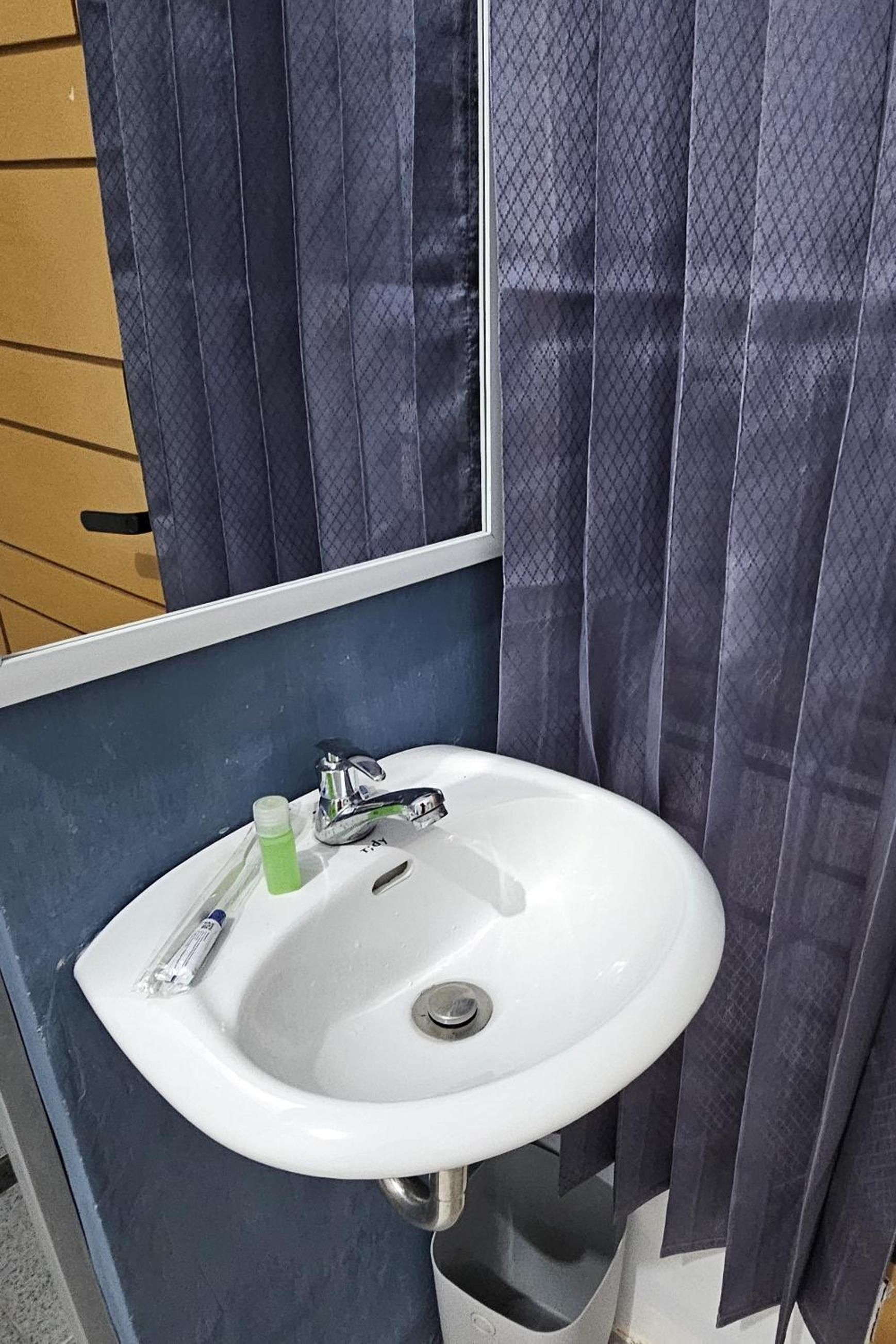 Large Double Room photo 3